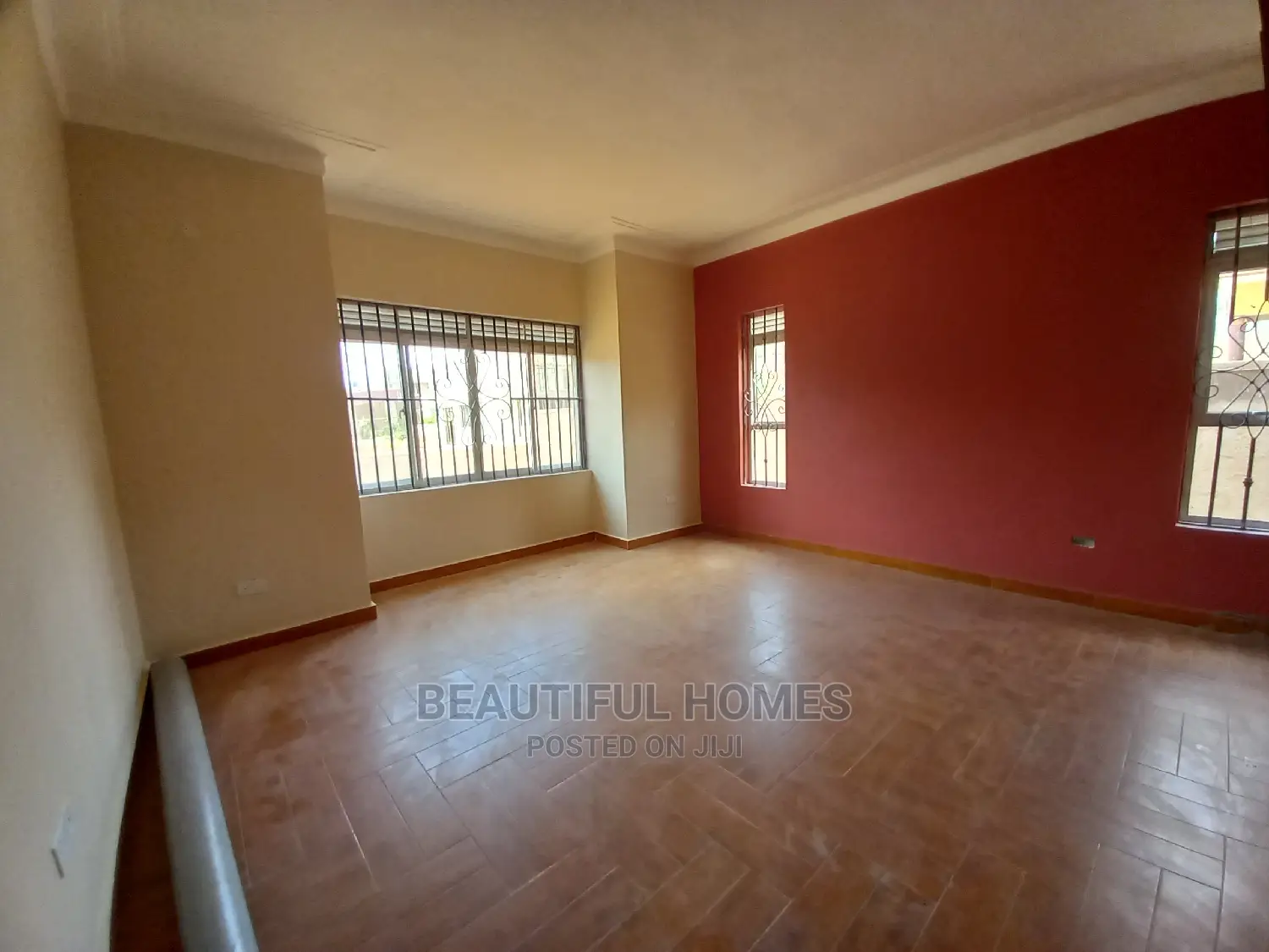 Furnished 4bdrm House in Corporate Heights, Kira for Sale in Kira