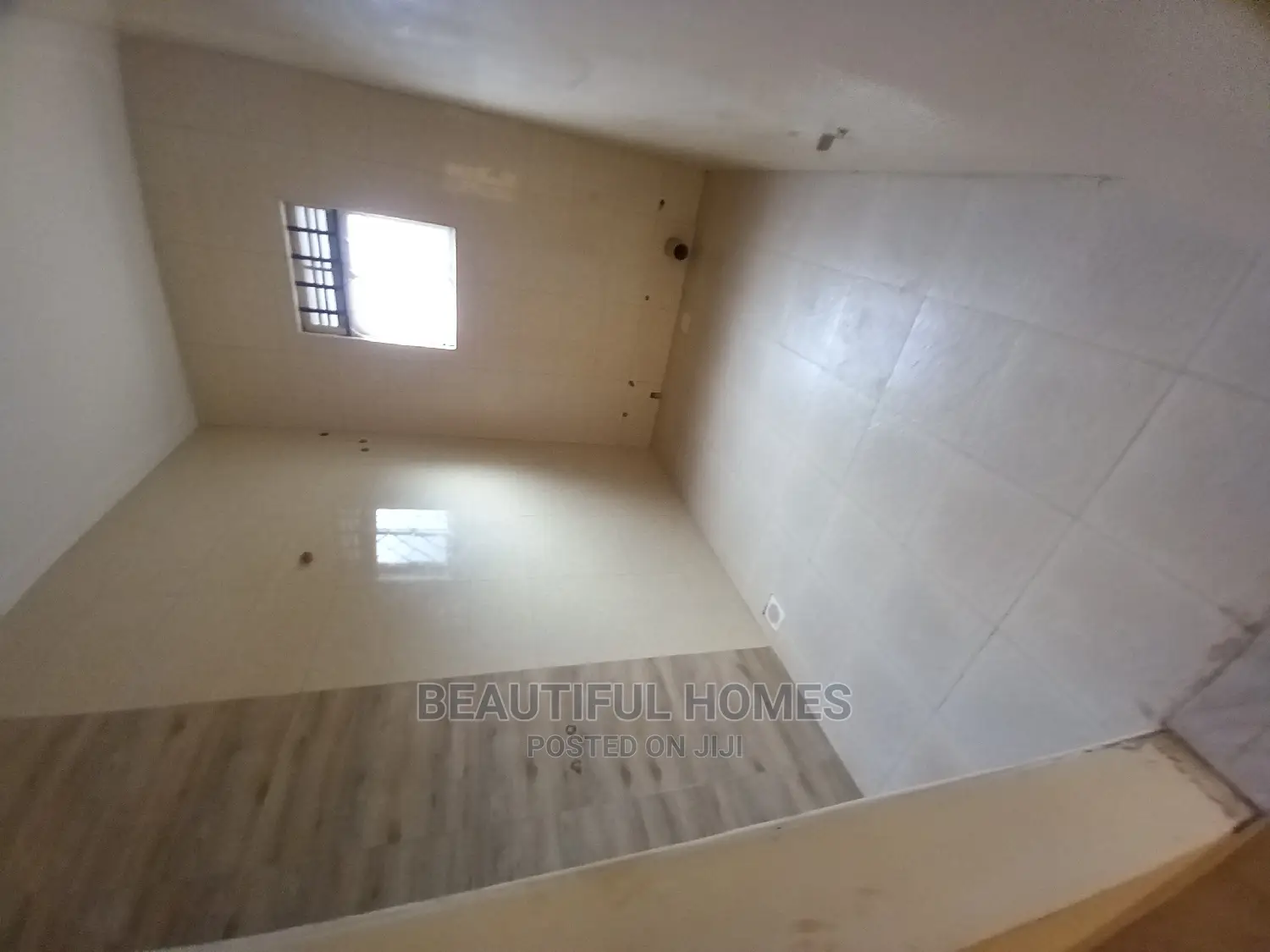 Furnished 2bdrm Apartment in Kisaasi, Nakawa for Sale in Nakawa