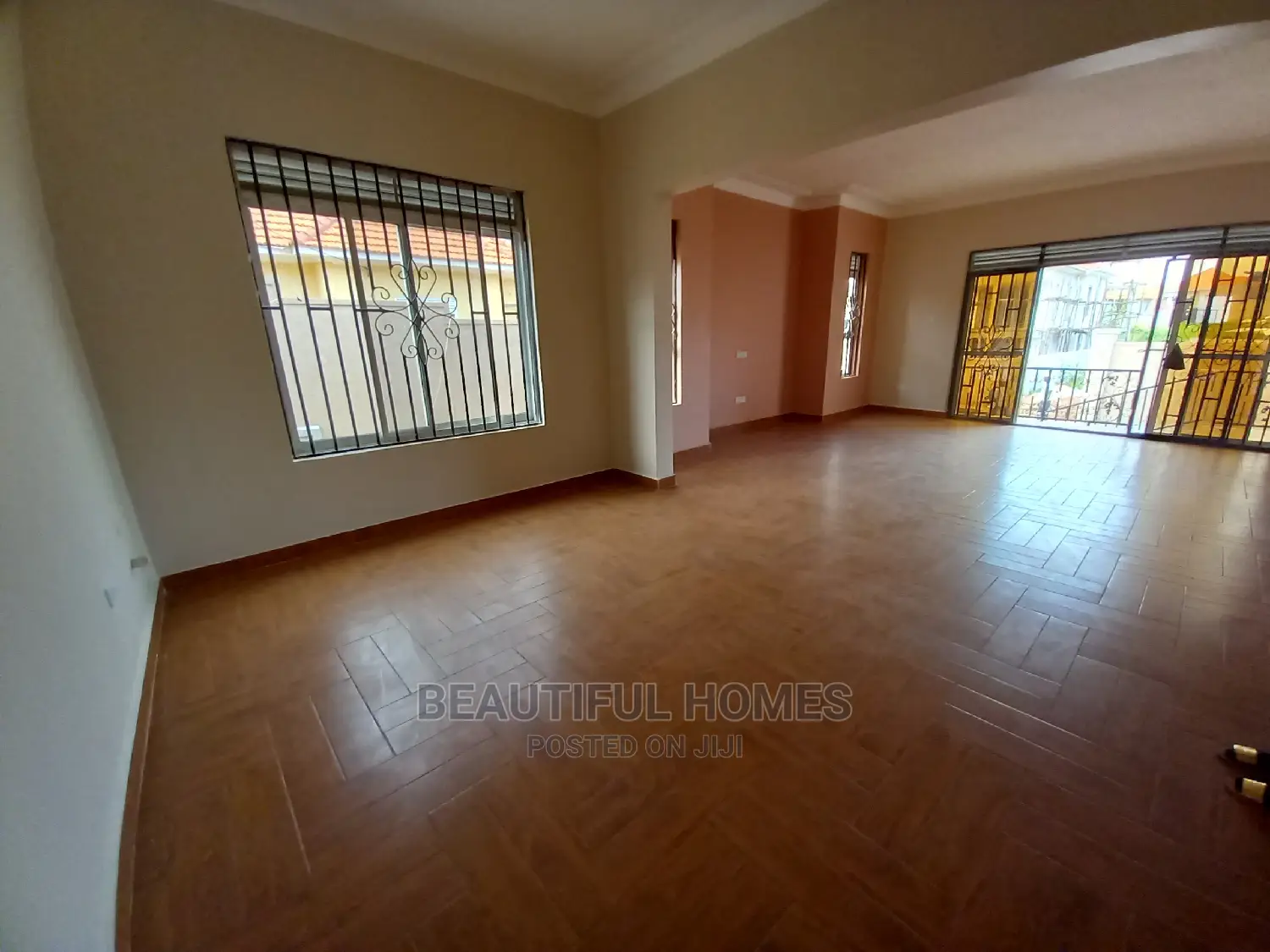 Furnished 4bdrm Bungalow in Posh, Kira for Sale in Kira