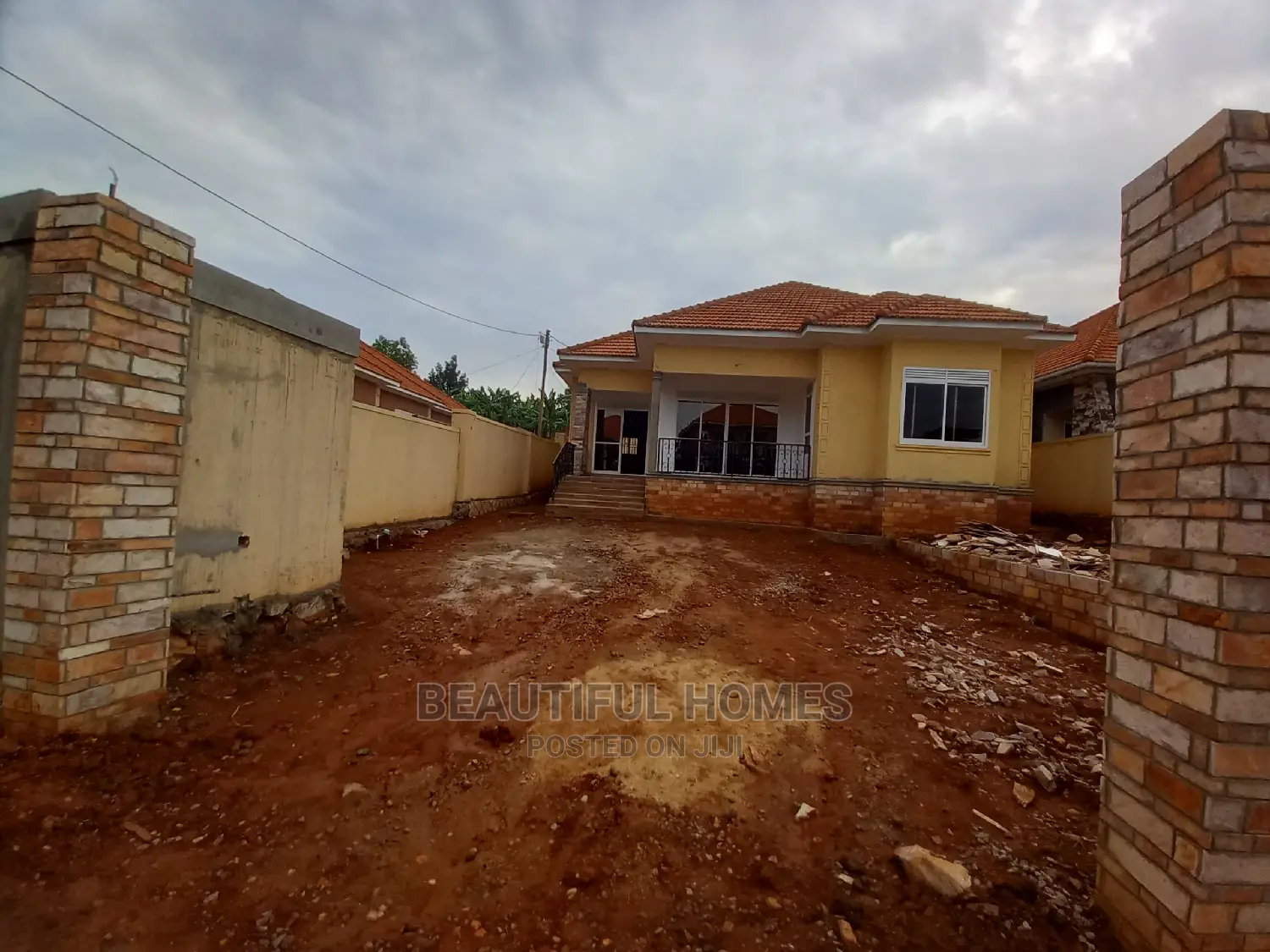 Furnished 4bdrm House in Kira Posh for Sale in Kira