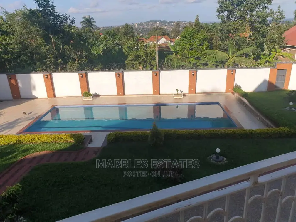 10bdrm Mansion in Muyenga, Central Division for Rent in Central Division