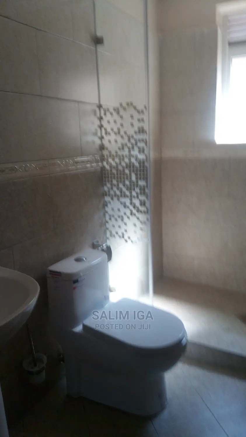 4bdrm Duplex in Kololo Property, Central Division for Rent in Central Division