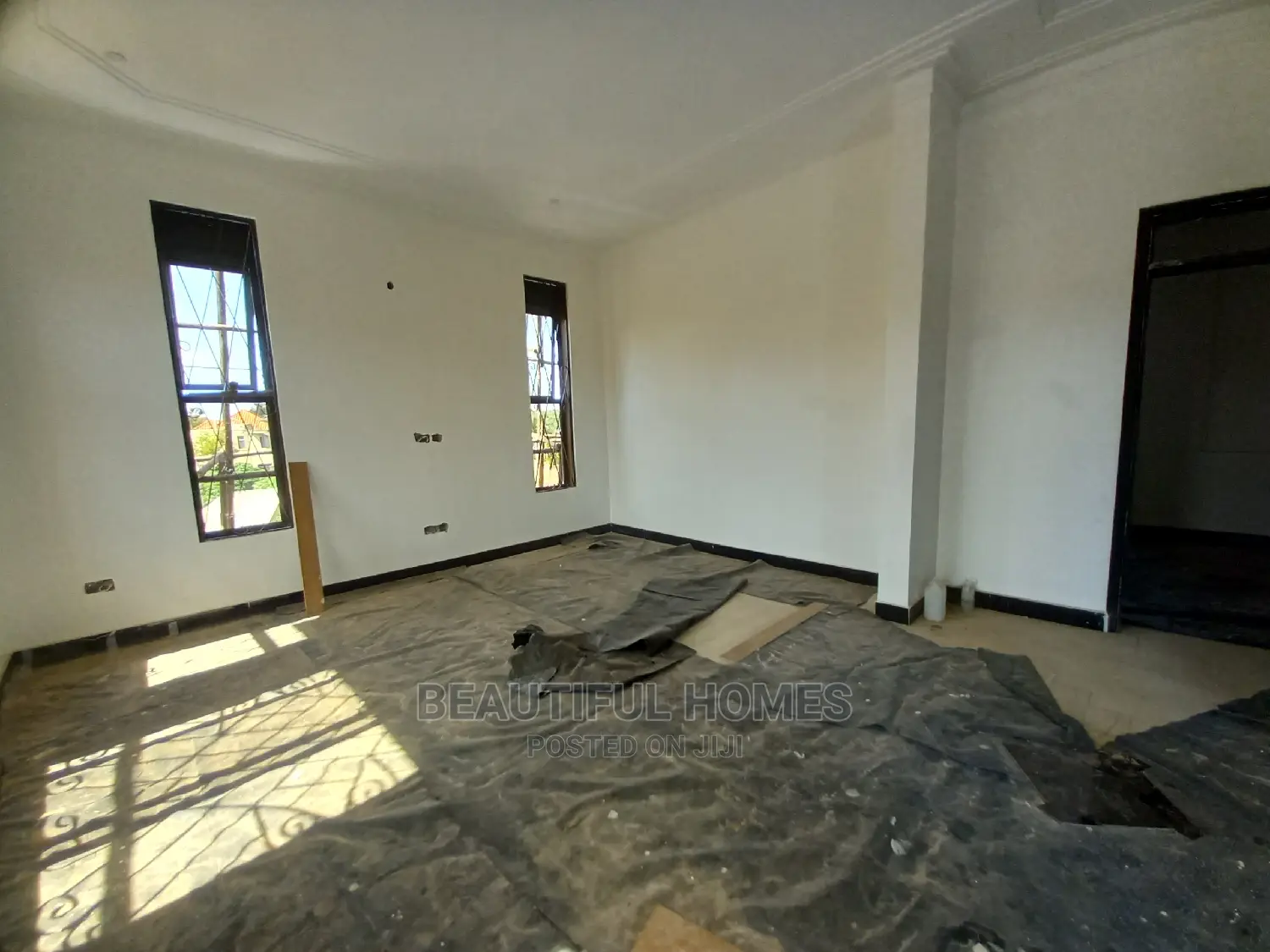 Furnished 5bdrm Duplex in Kira for Sale in Kira