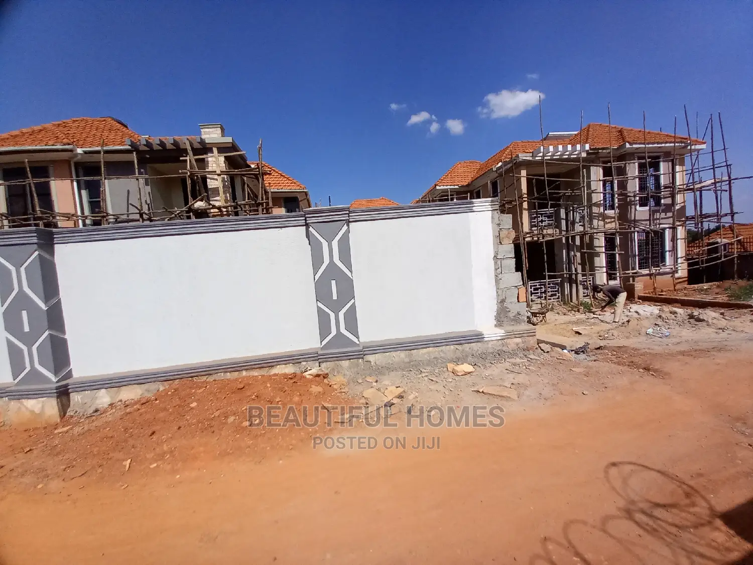 Furnished 5bdrm Duplex in Kira for Sale in Kira