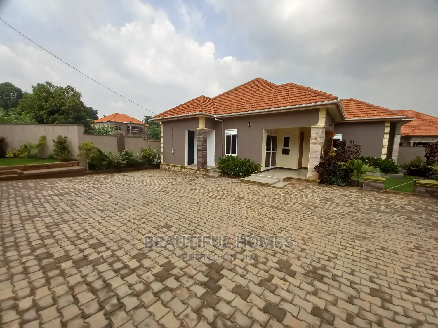Furnished 4bdrm House in Kira Gated Estate for Sale in Kira