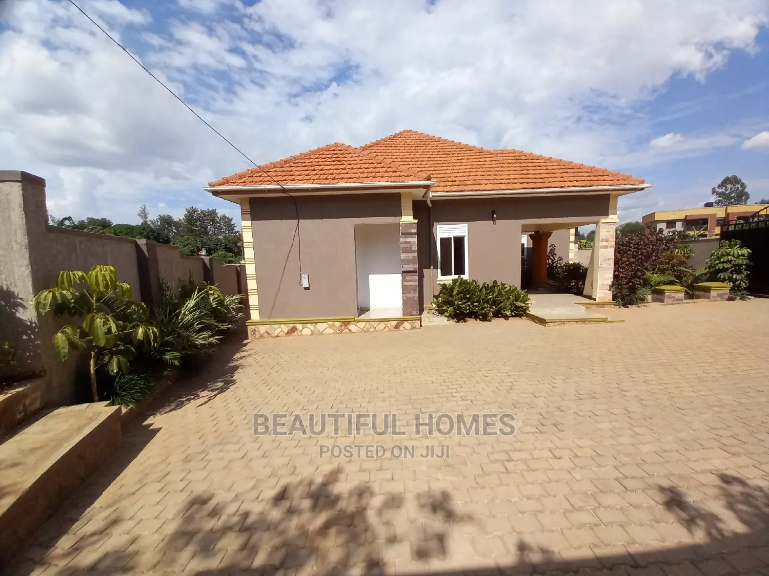 Furnished 4bdrm House in Kira Mimisters for Sale in Kira