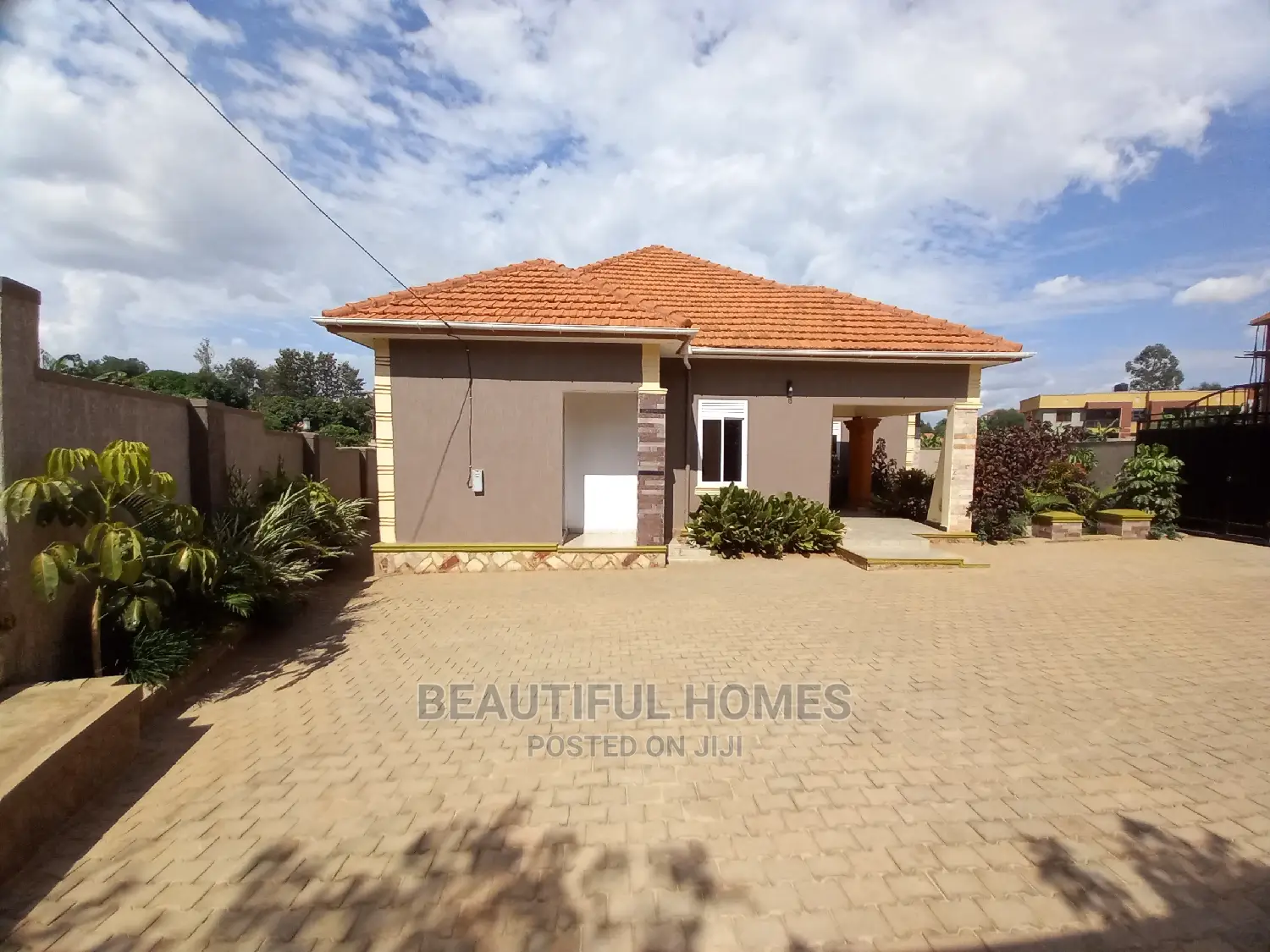 Furnished 4bdrm House in Kira Mimisters for Sale in Kira