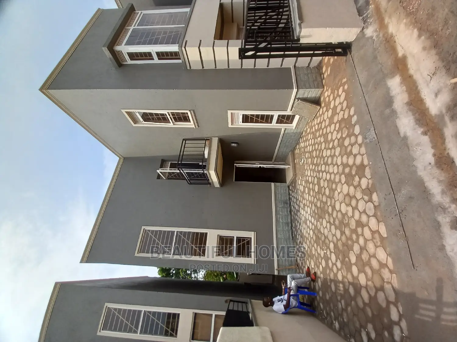 Furnished 4bdrm Villa in Tarmacked, Kira for Sale in Kira