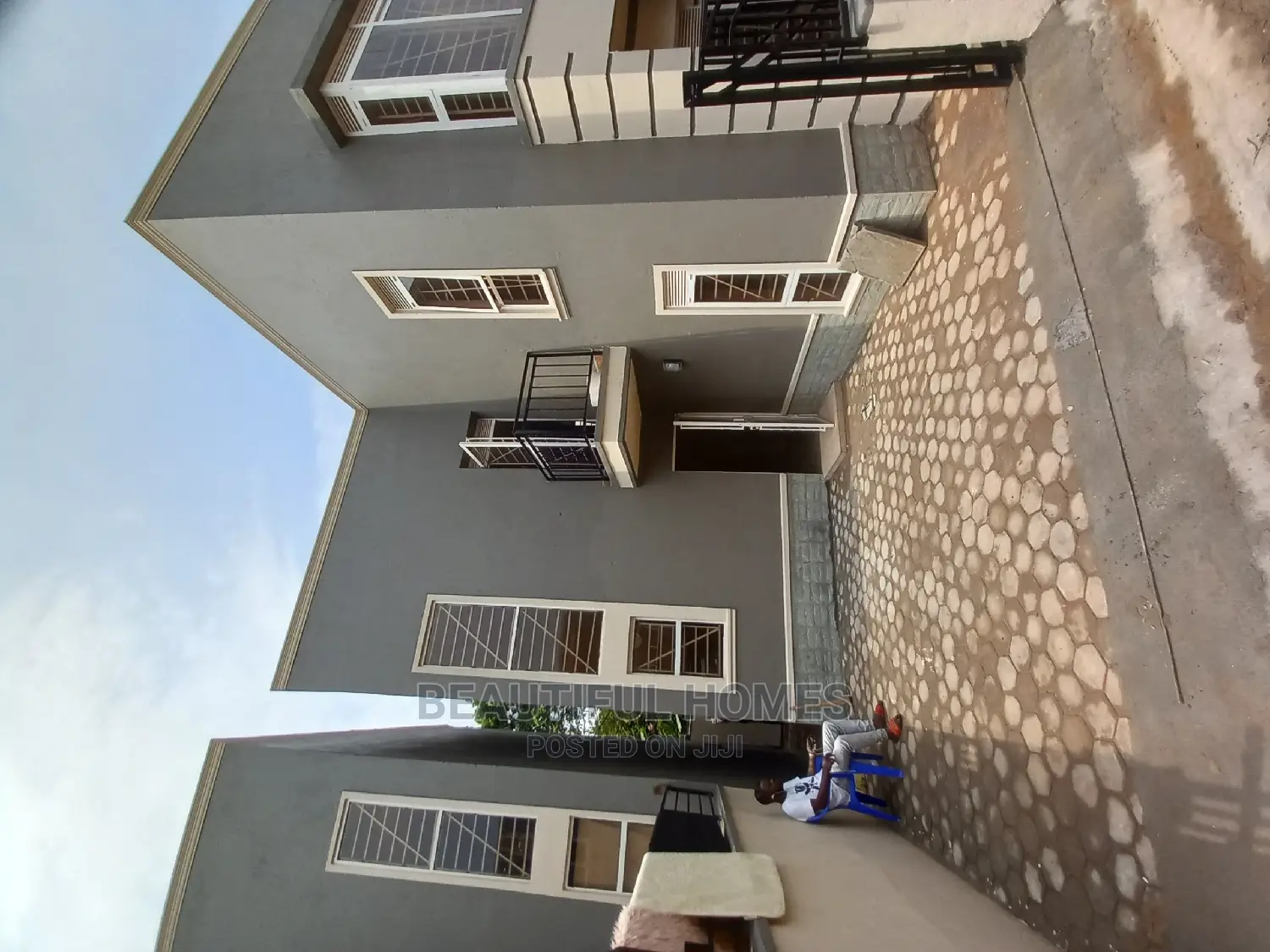 Furnished 4bdrm Villa in Tarmacked, Kira for Sale in Kira