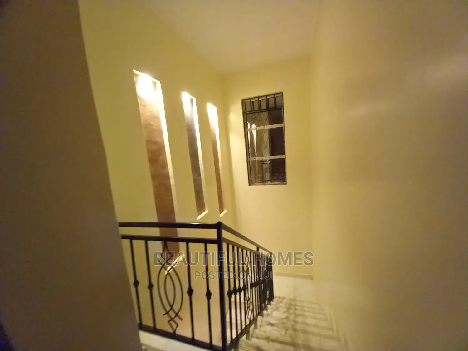 Furnished 4bdrm House in Kira for Sale in Kira
