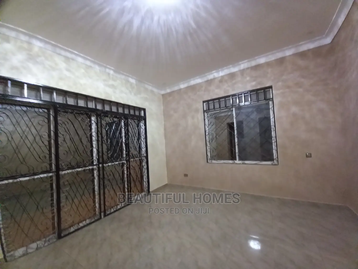 Furnished 4bdrm Duplex in Kira Ministers for Sale in Kira
