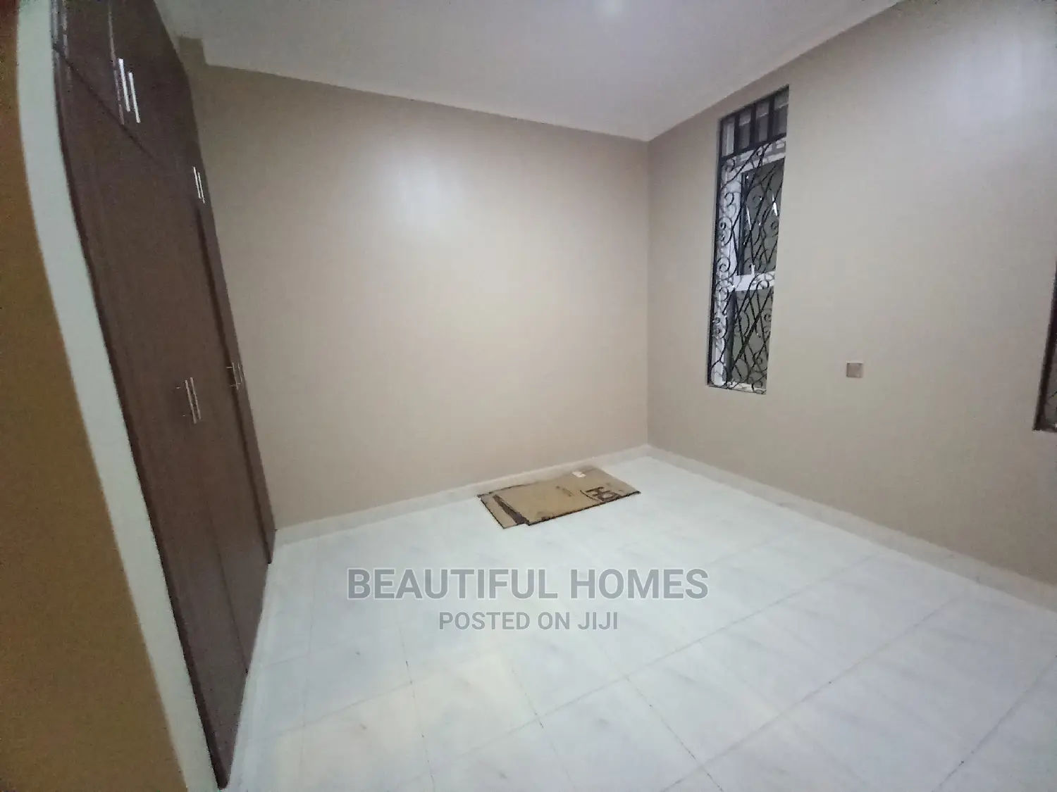 Furnished 4bdrm Duplex in Kira Ministers for Sale in Kira