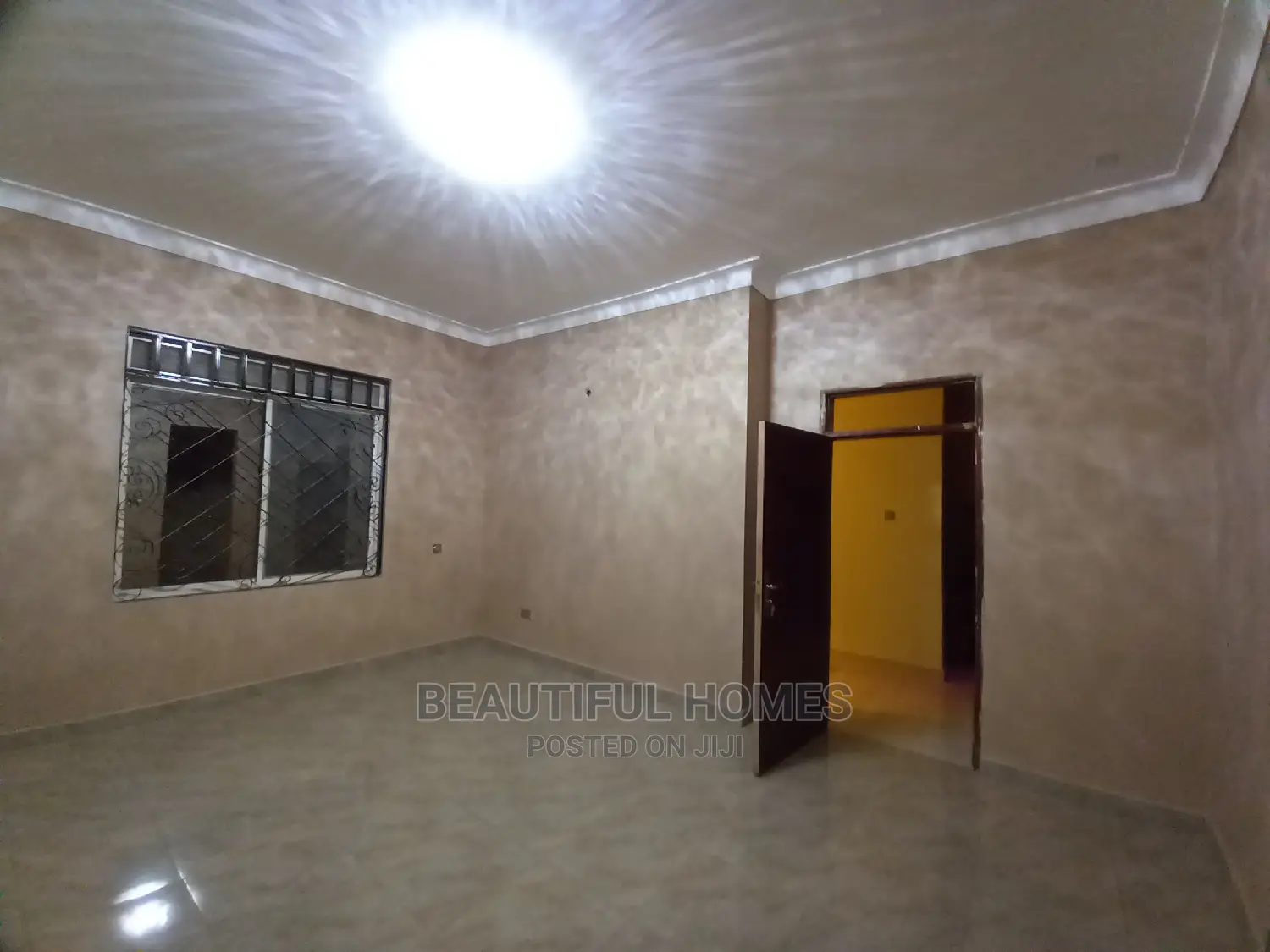 Furnished 4bdrm Duplex in Kira Ministers for Sale in Kira