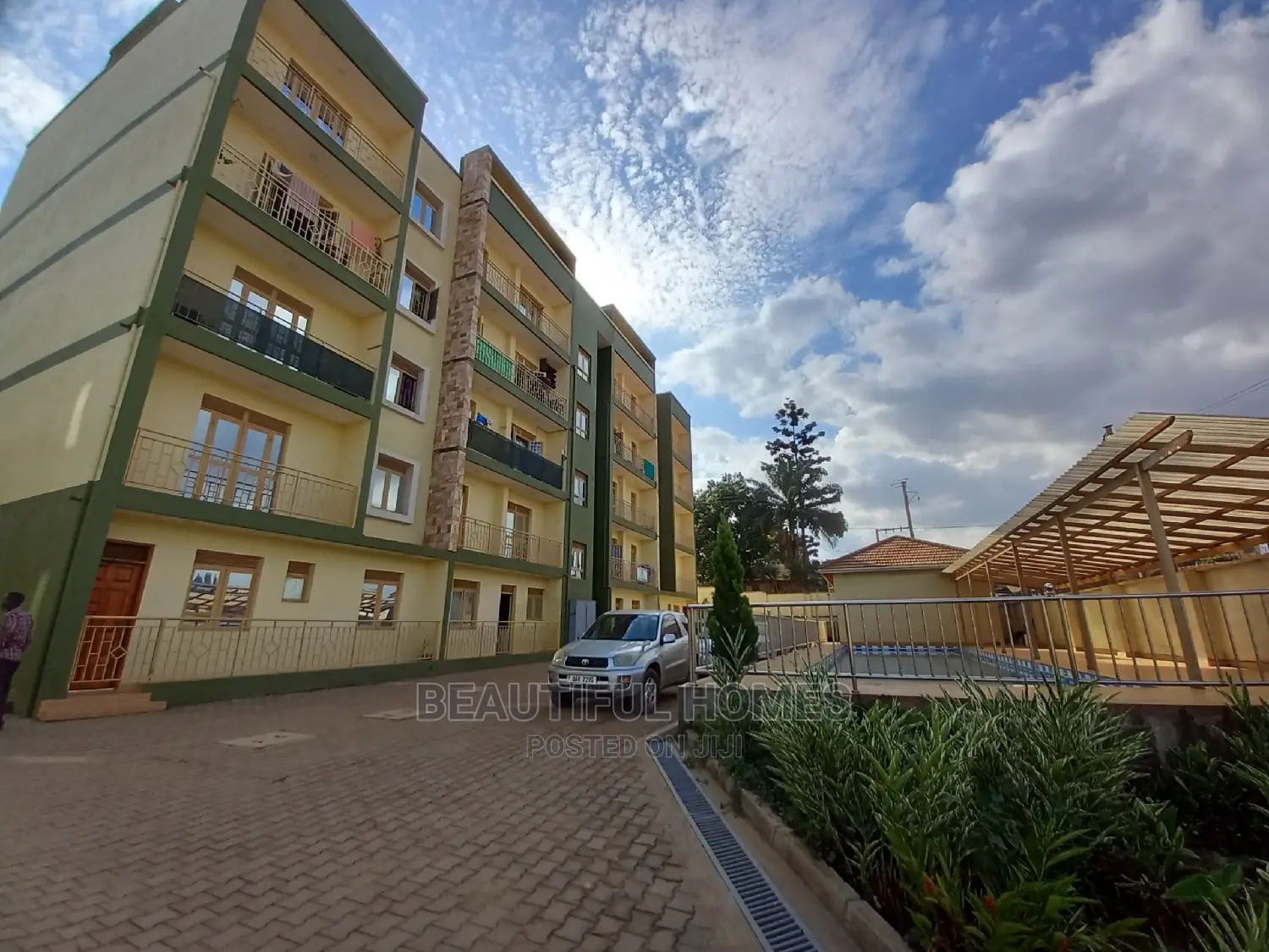 Furnished 2bdrm Condo in Bukoto, Central Division for Sale in Central Division