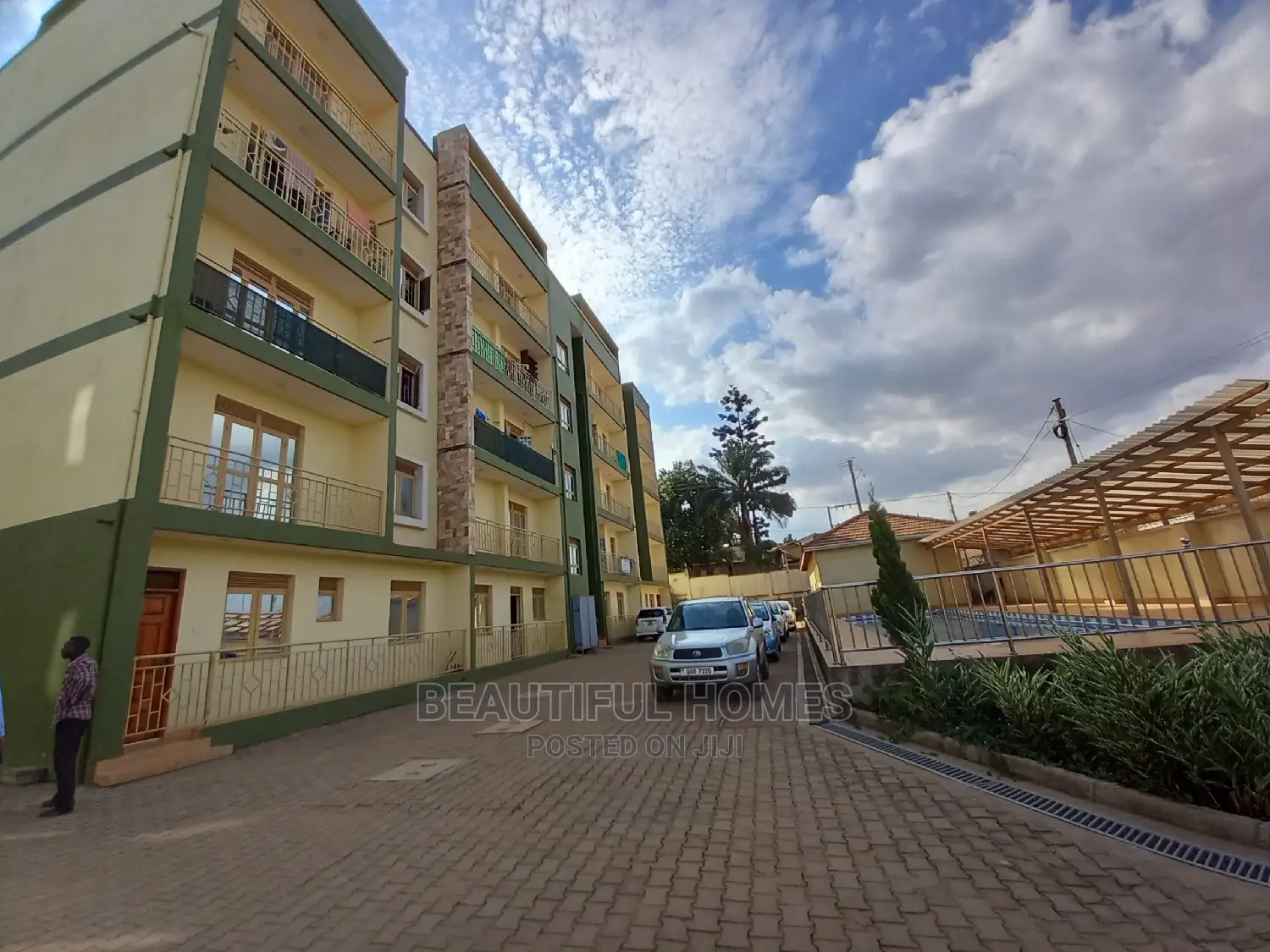 Furnished 2bdrm Condo in Bukoto, Central Division for Sale in Central Division