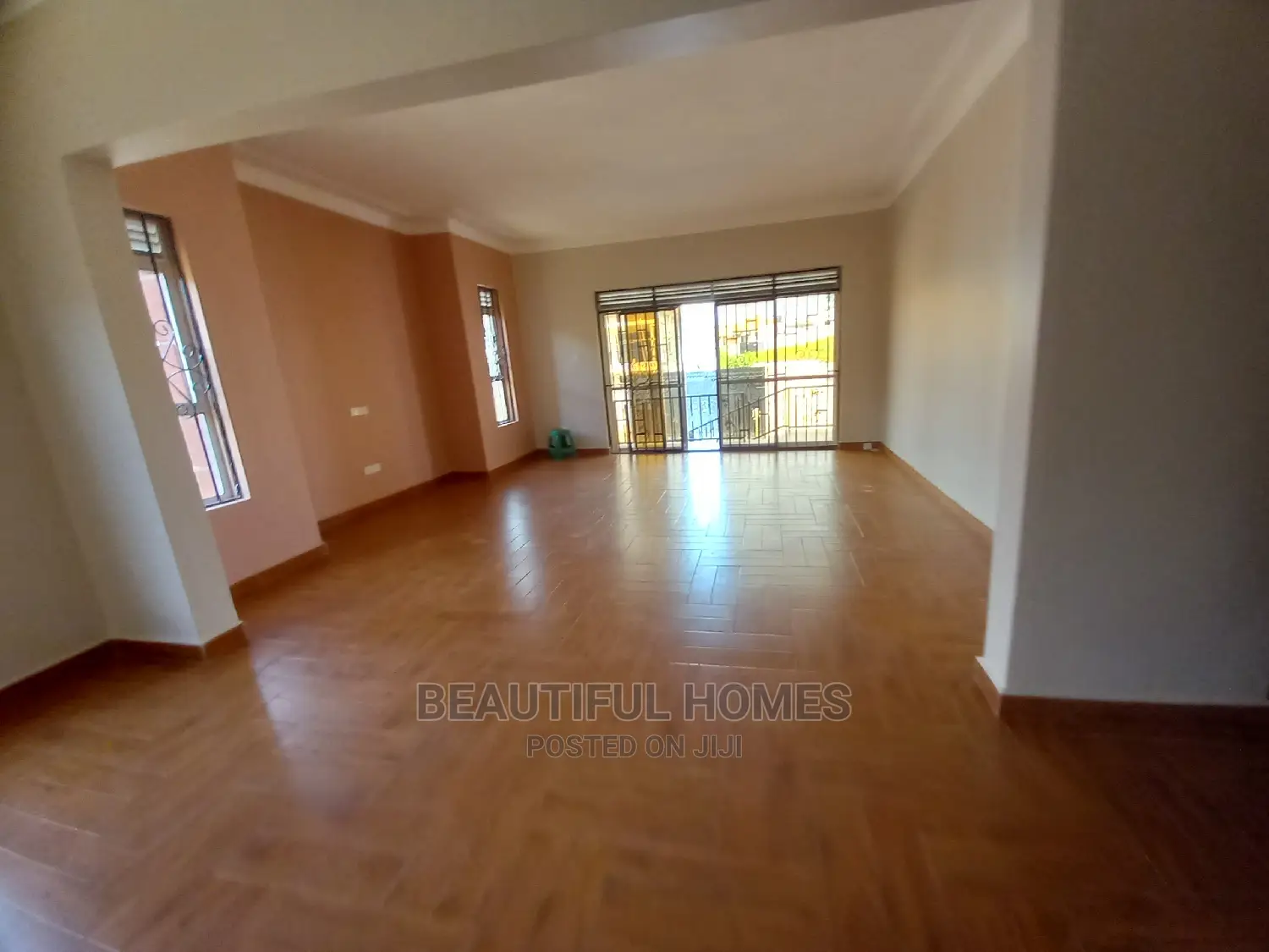 Furnished 4bdrm House in Gated Estate, Kira for Sale in Kira