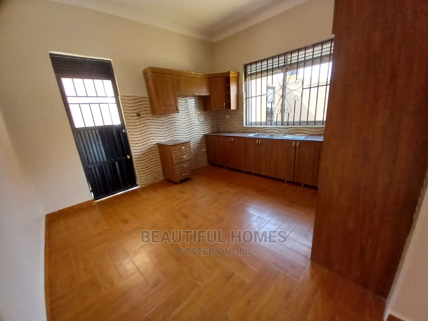 Furnished 4bdrm House in Gated Estate, Kira for Sale in Kira