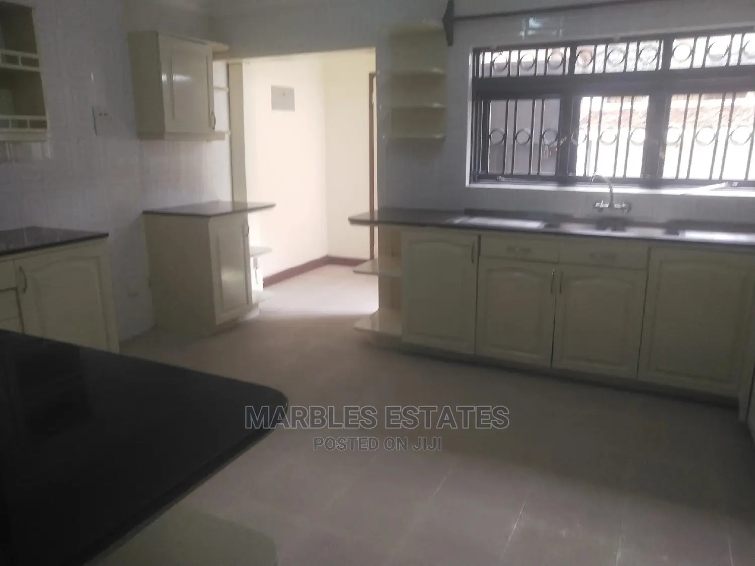 4bdrm Apartment in Kololo, Central Division for Rent in Central Division