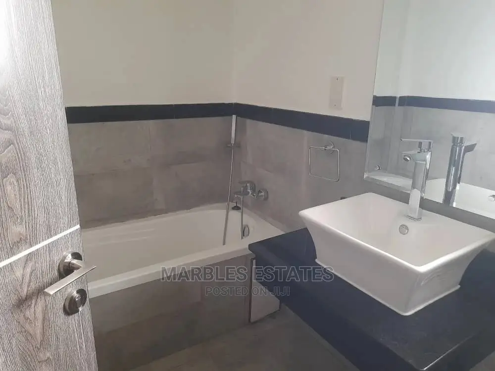 Furnished 4bdrm Apartment in Kololo, Central Division for Rent in Central Division