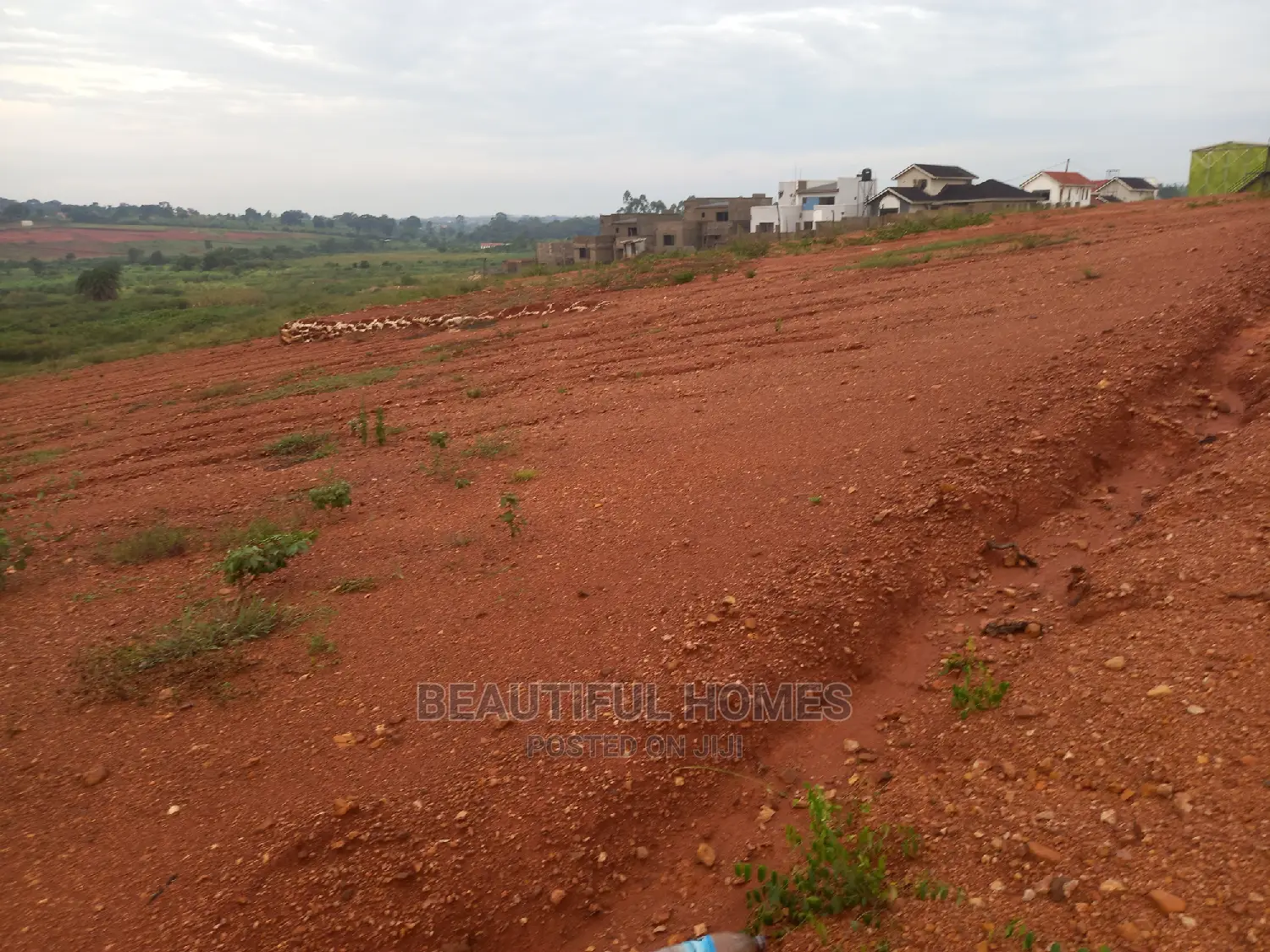 Kasangati 100*100 in Half London Estate in Nangabo