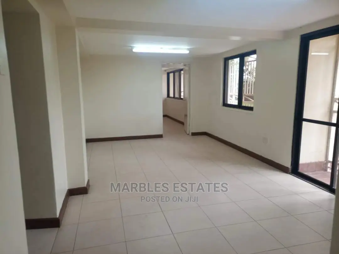 5bdrm Bungalow in Bugolobi, Central Division for Rent in Central Division