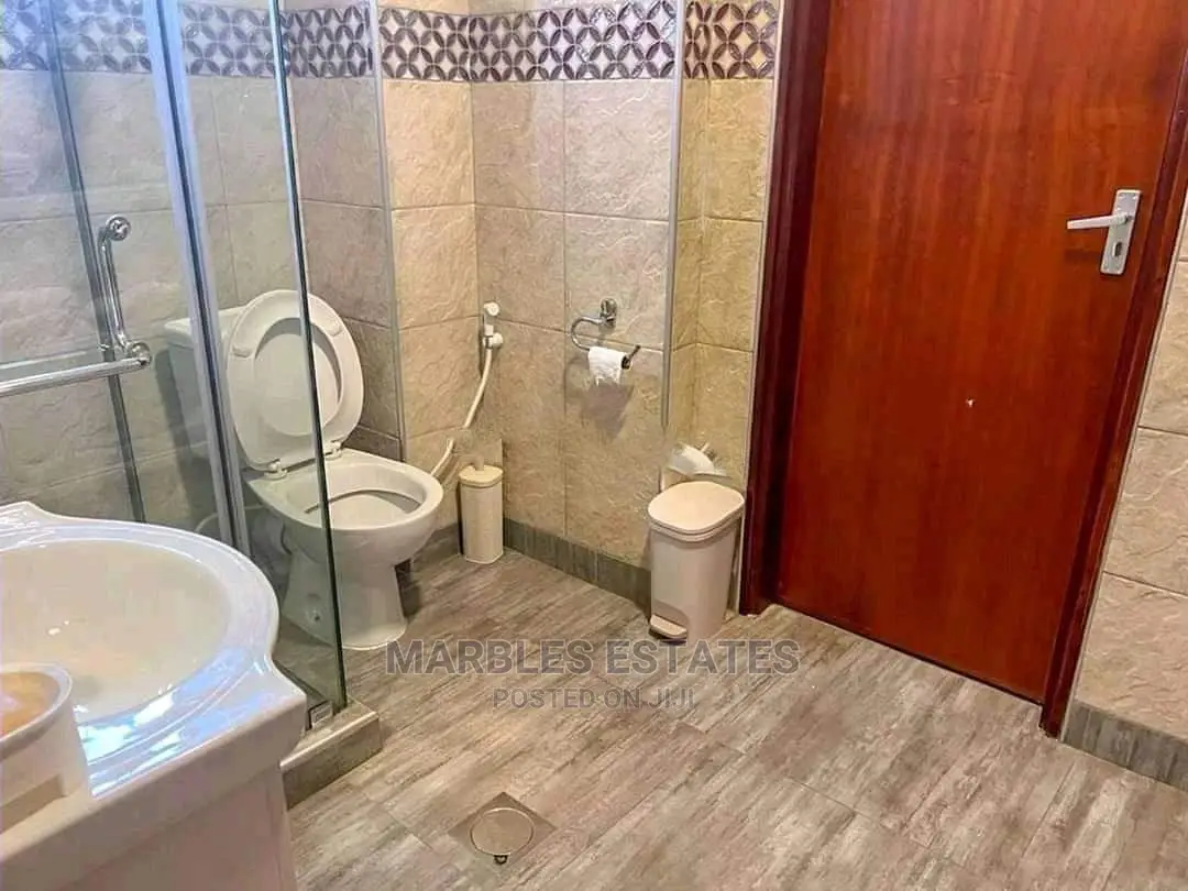 3bdrm Apartment in Mbuya, Central Division for Rent in Central Division