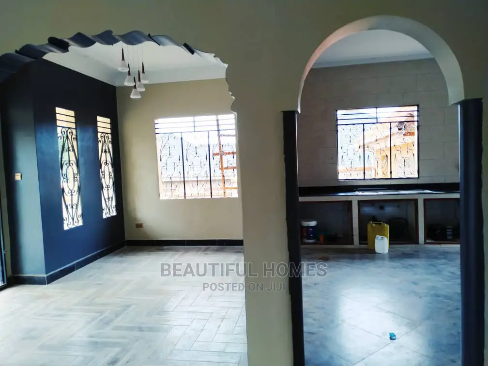 Furnished 4bdrm House in Kira for Sale in Kira