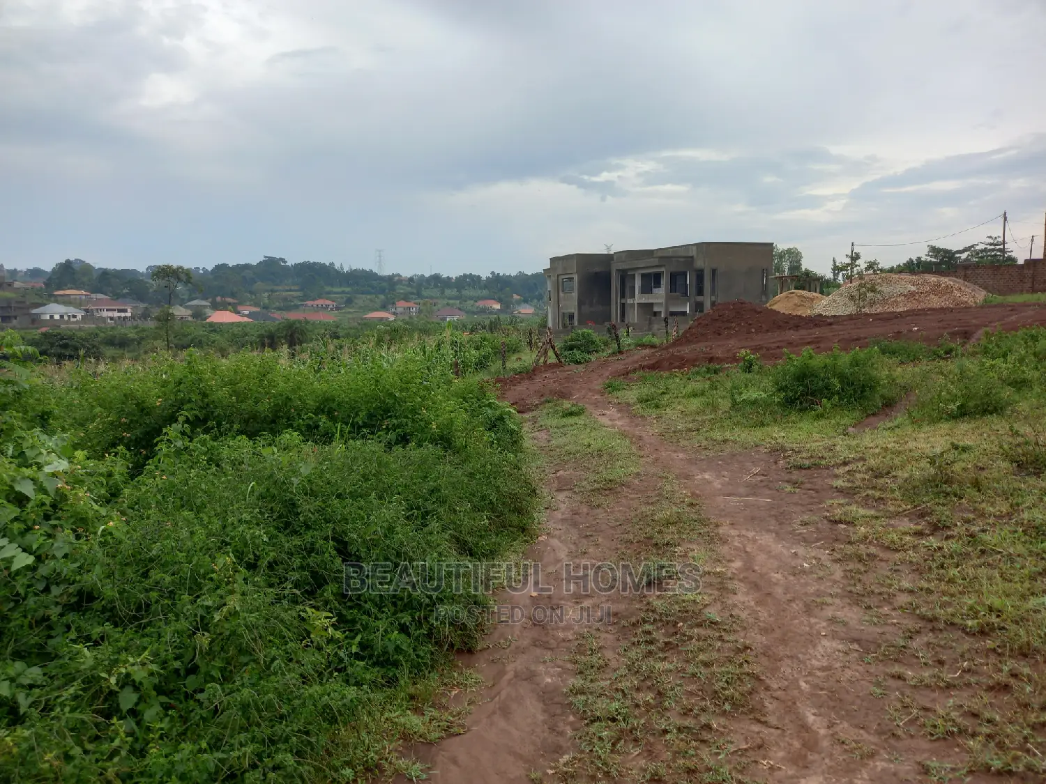 25 Decimals at Kasangati in Gated Estate on Sell in Kira