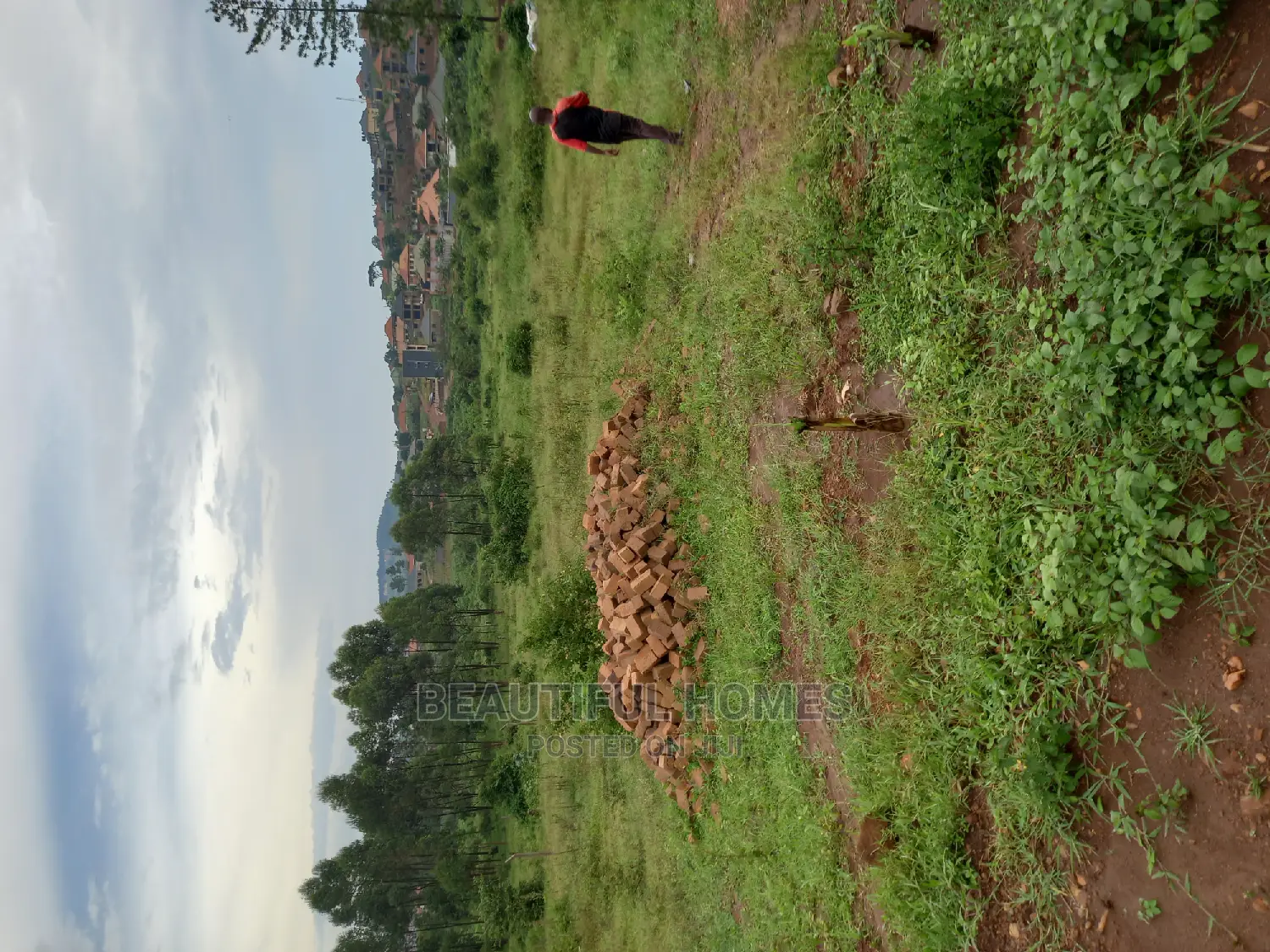 Kasangati Twenty Five Decimals in Nice Area in Nangabo