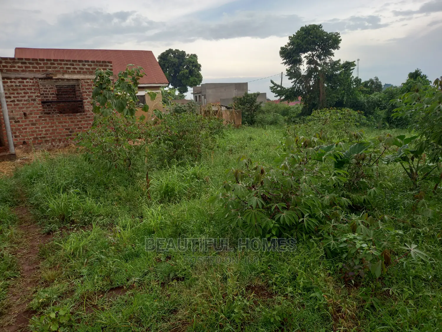 25 Decimals in Kasangati Gorgeous Neighborhood in Nangabo