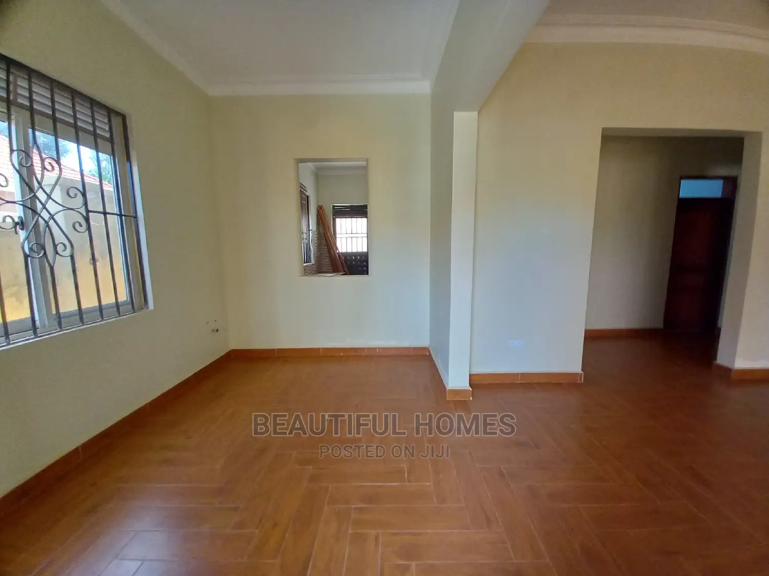 Furnished 4bdrm Bungalow in All Tarmack, Kira for Sale in Kira