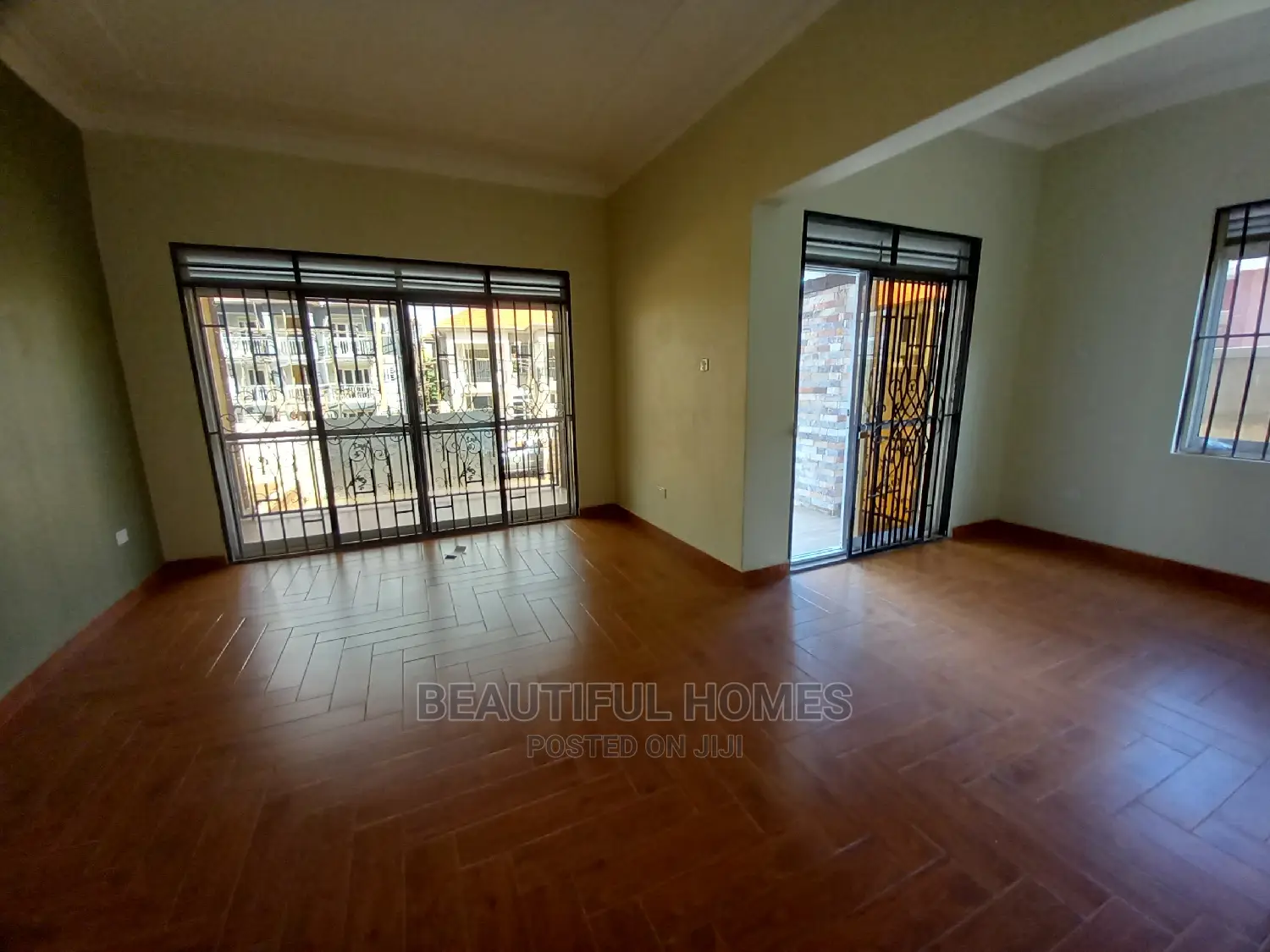 Furnished 4bdrm House in Kira for Sale in Kira