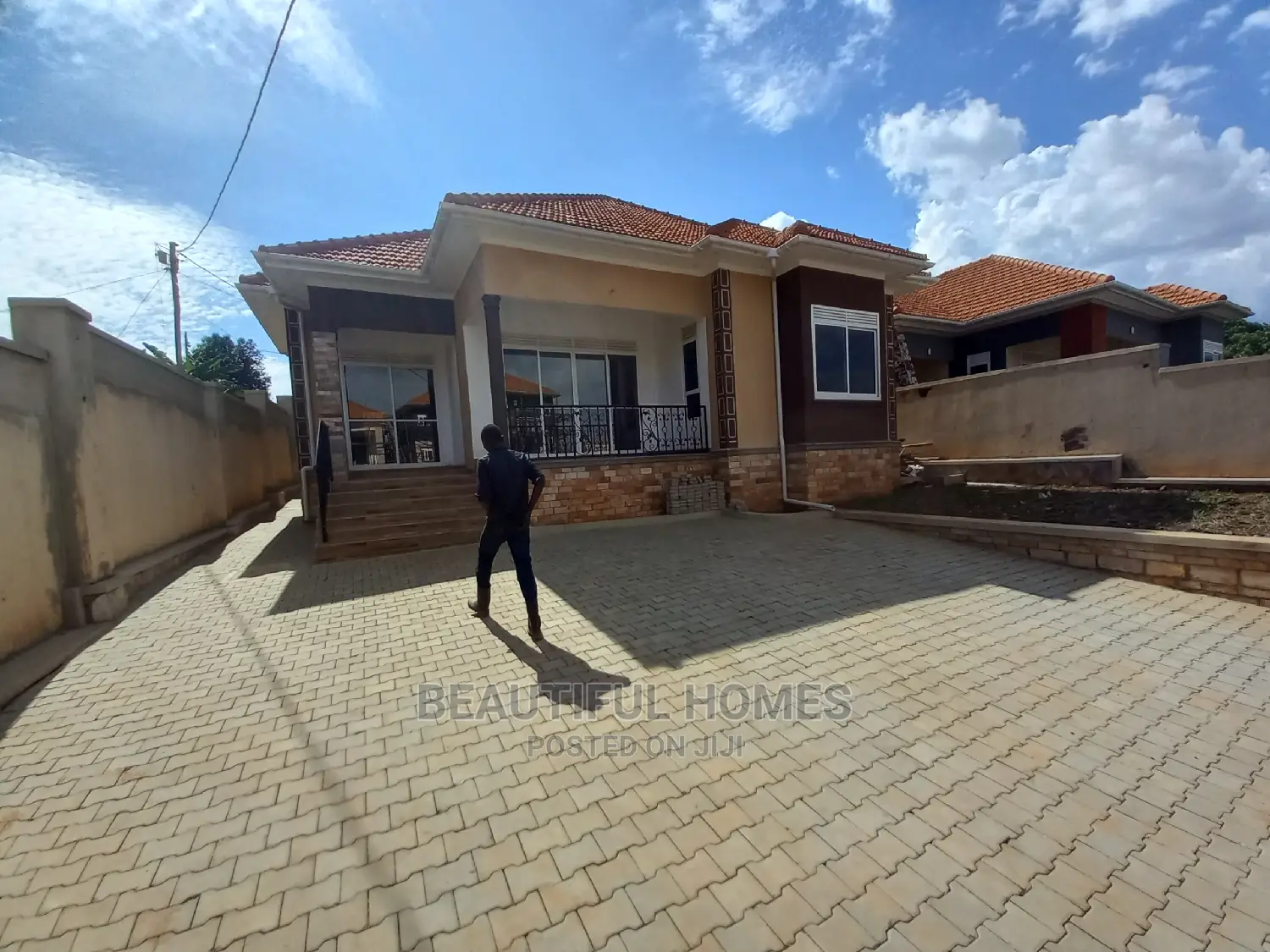 Furnished 4bdrm House in Gated Estate, Kira for Sale in Kira
