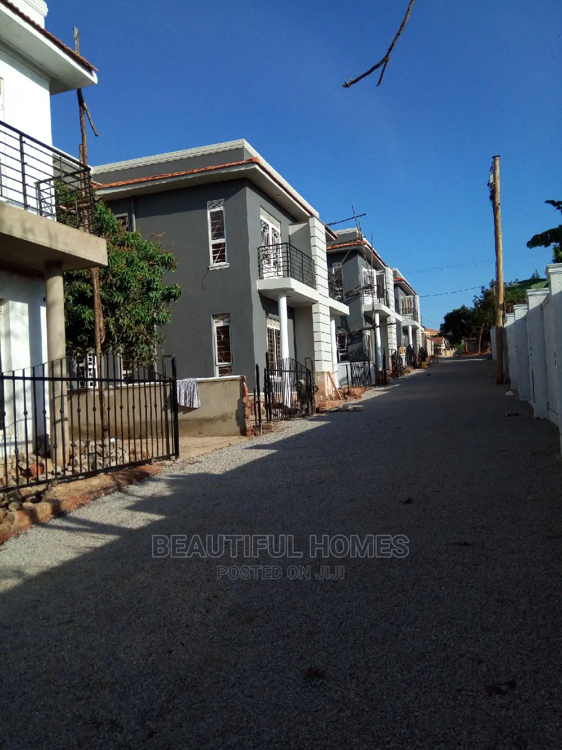 Furnished 4bdrm Villa in Kira for Sale in Kira