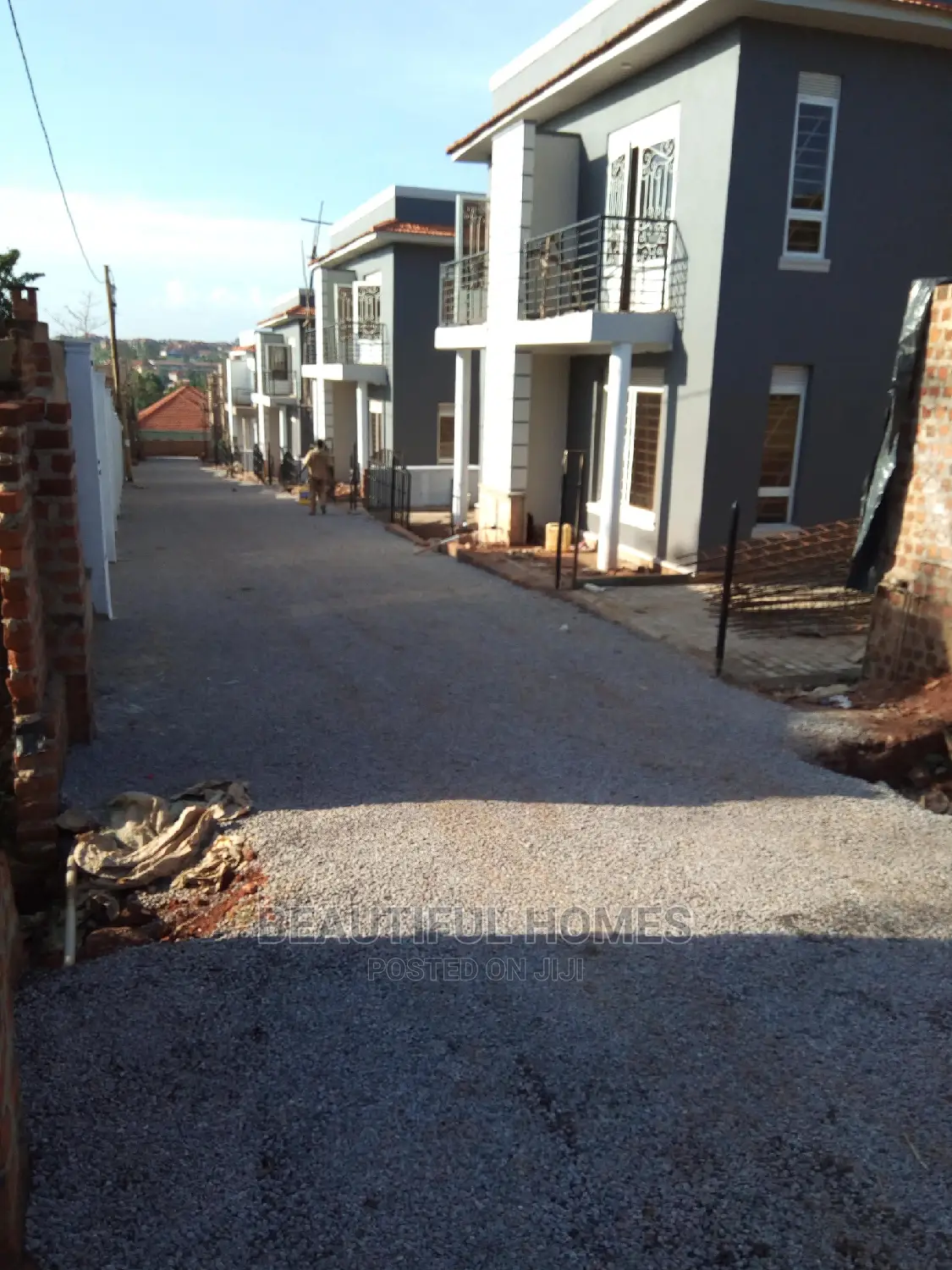 Furnished 4bdrm Villa in Kira for Sale in Kira