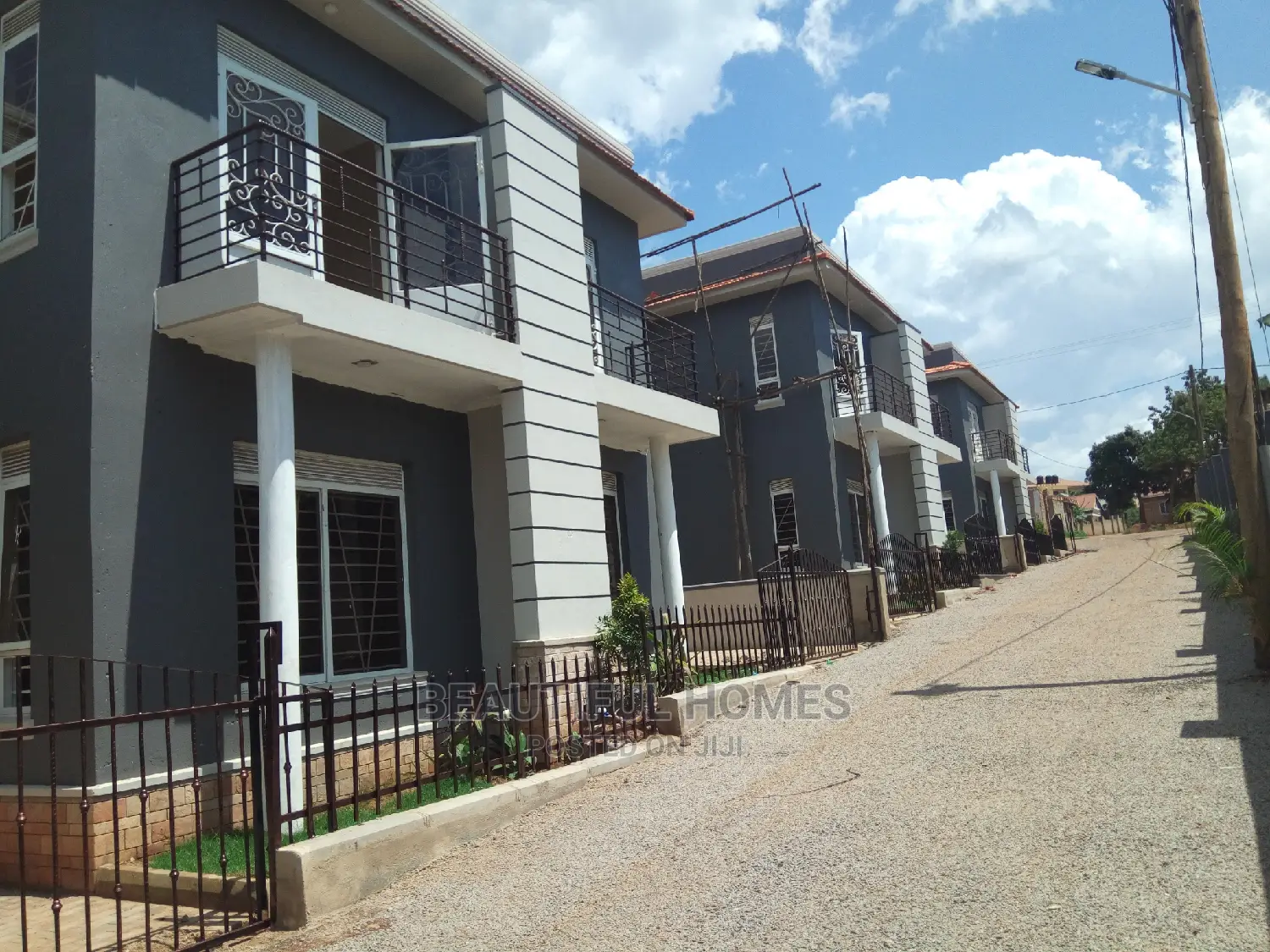Furnished 4bdrm Villa in Ministers Village, Kira for Sale in Kira