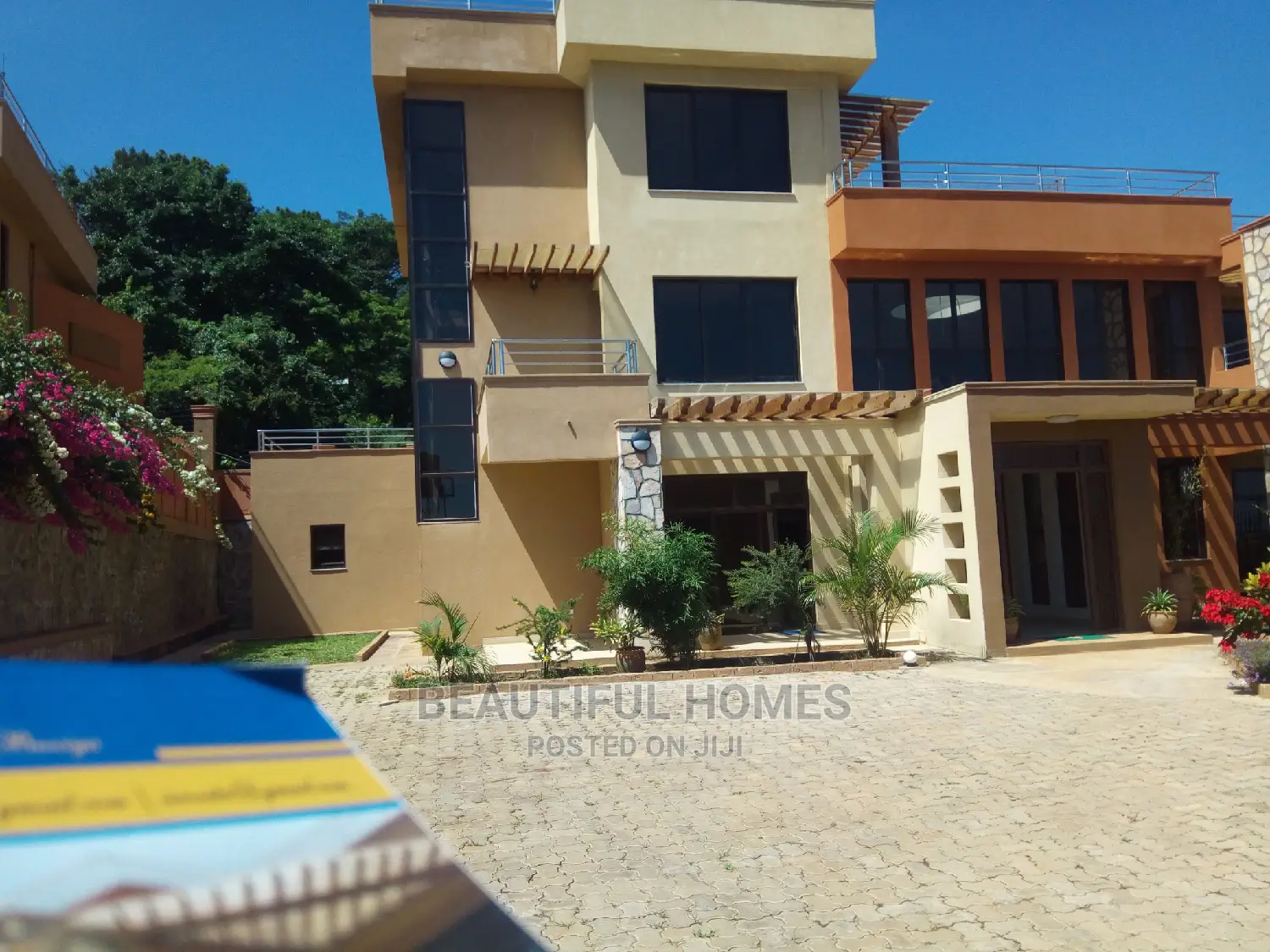 Furnished 7bdrm Mansion in Munyonyo, Makindye for Sale in Makindye
