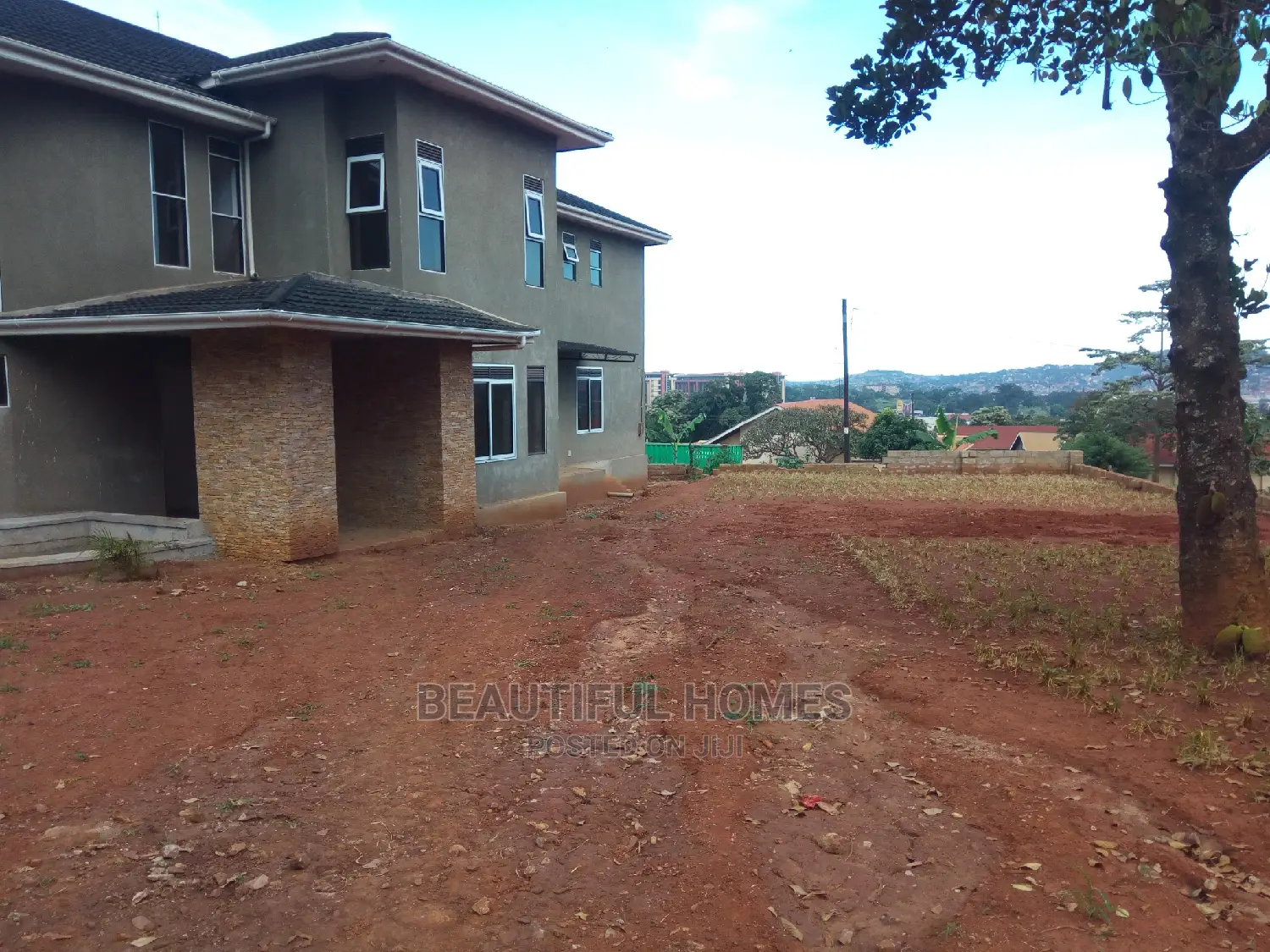 Furnished 7bdrm Mansion in Naguru, Nakawa for Sale in Nakawa
