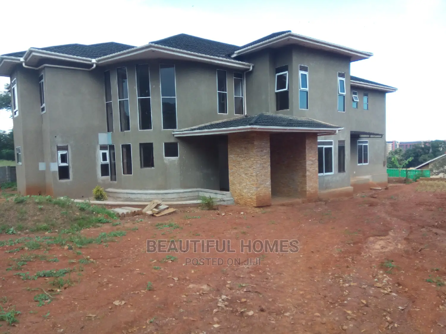Furnished 7bdrm Mansion in Naguru, Nakawa for Sale in Nakawa