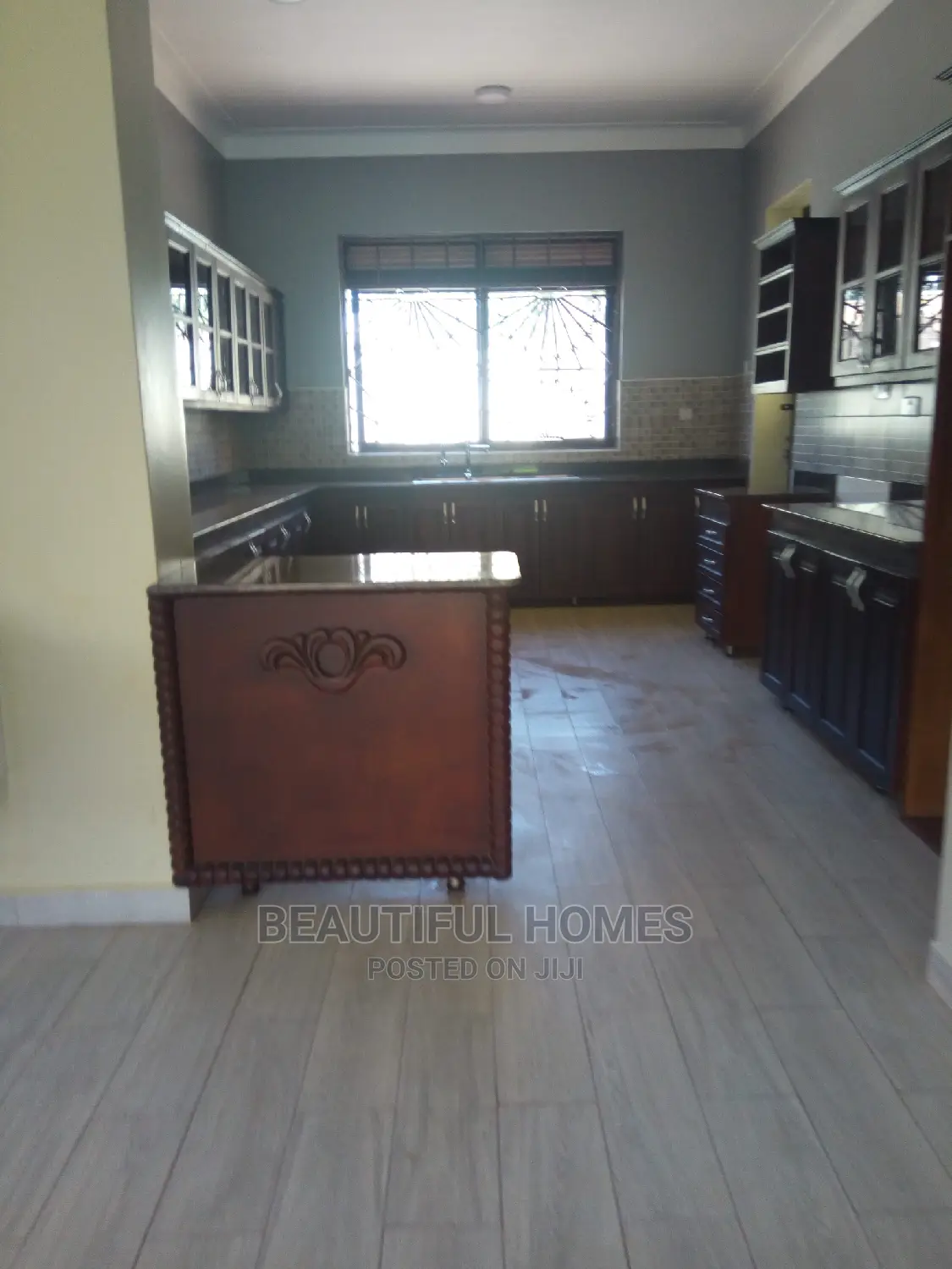 Furnished 4bdrm House in Kira for Sale in Kira
