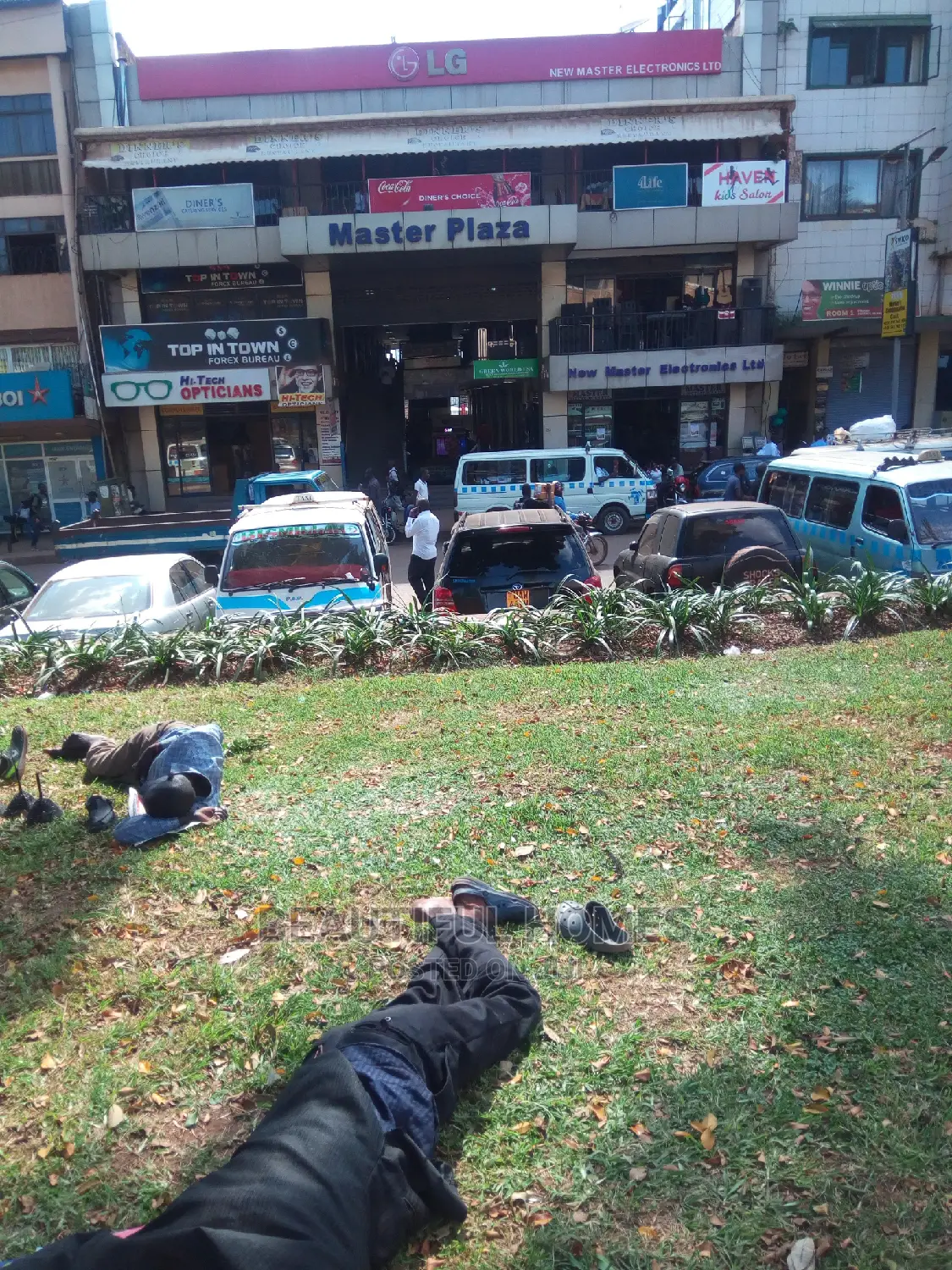 Kampala Building on Sale in Central Division