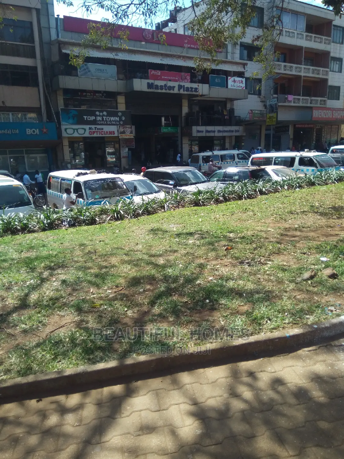 Kampala Building on Sale in Central Division