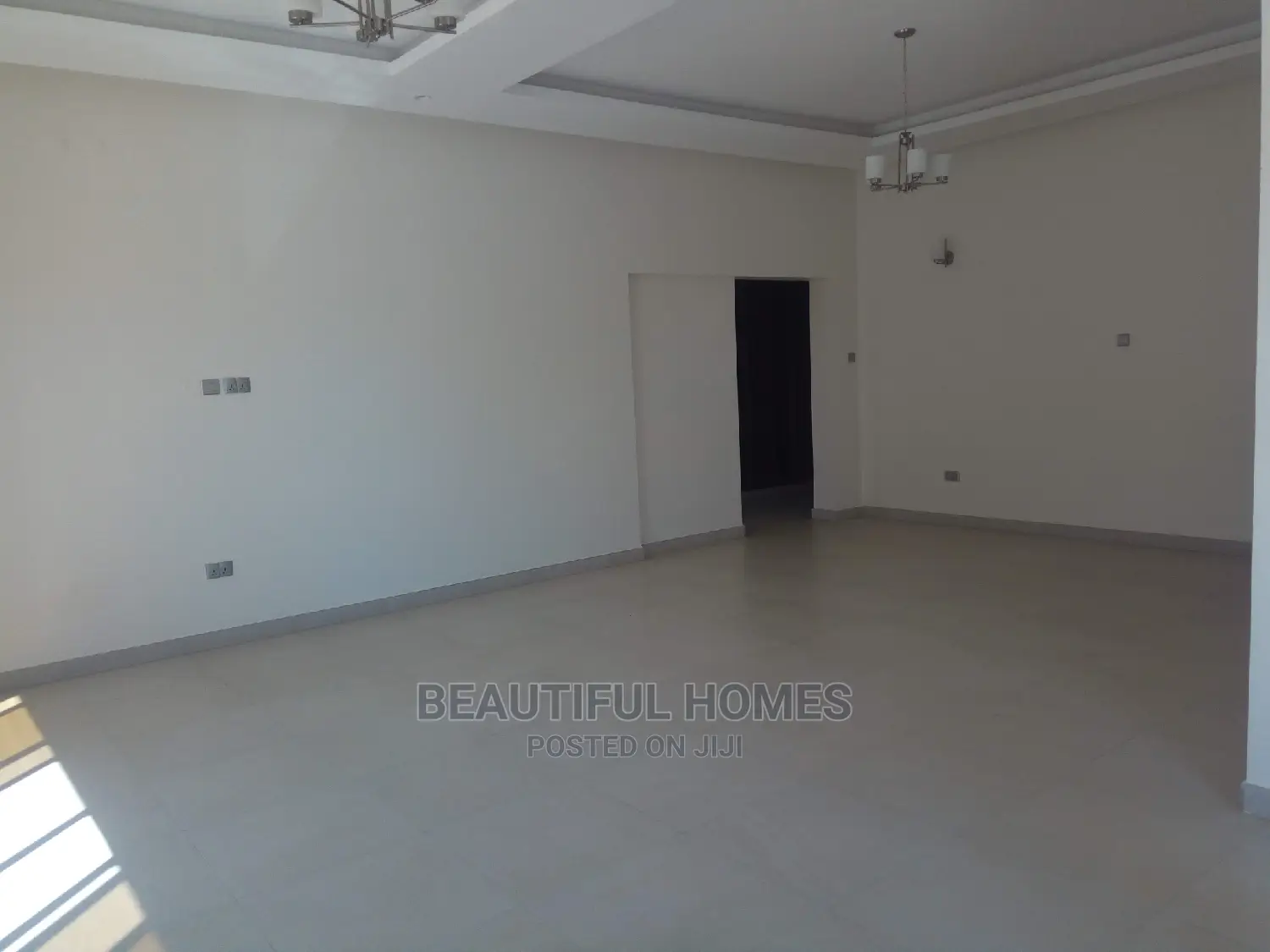 Furnished 6bdrm Mansion in Munyonyo Rich, Makindye for Sale in Makindye