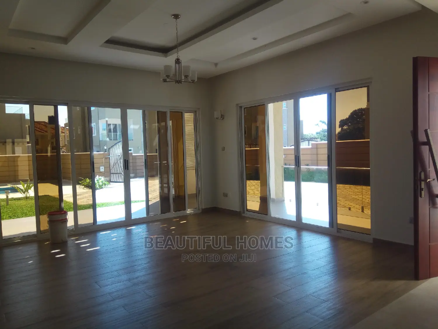 Furnished 6bdrm House in Munyonyo, Makindye for Sale in Makindye