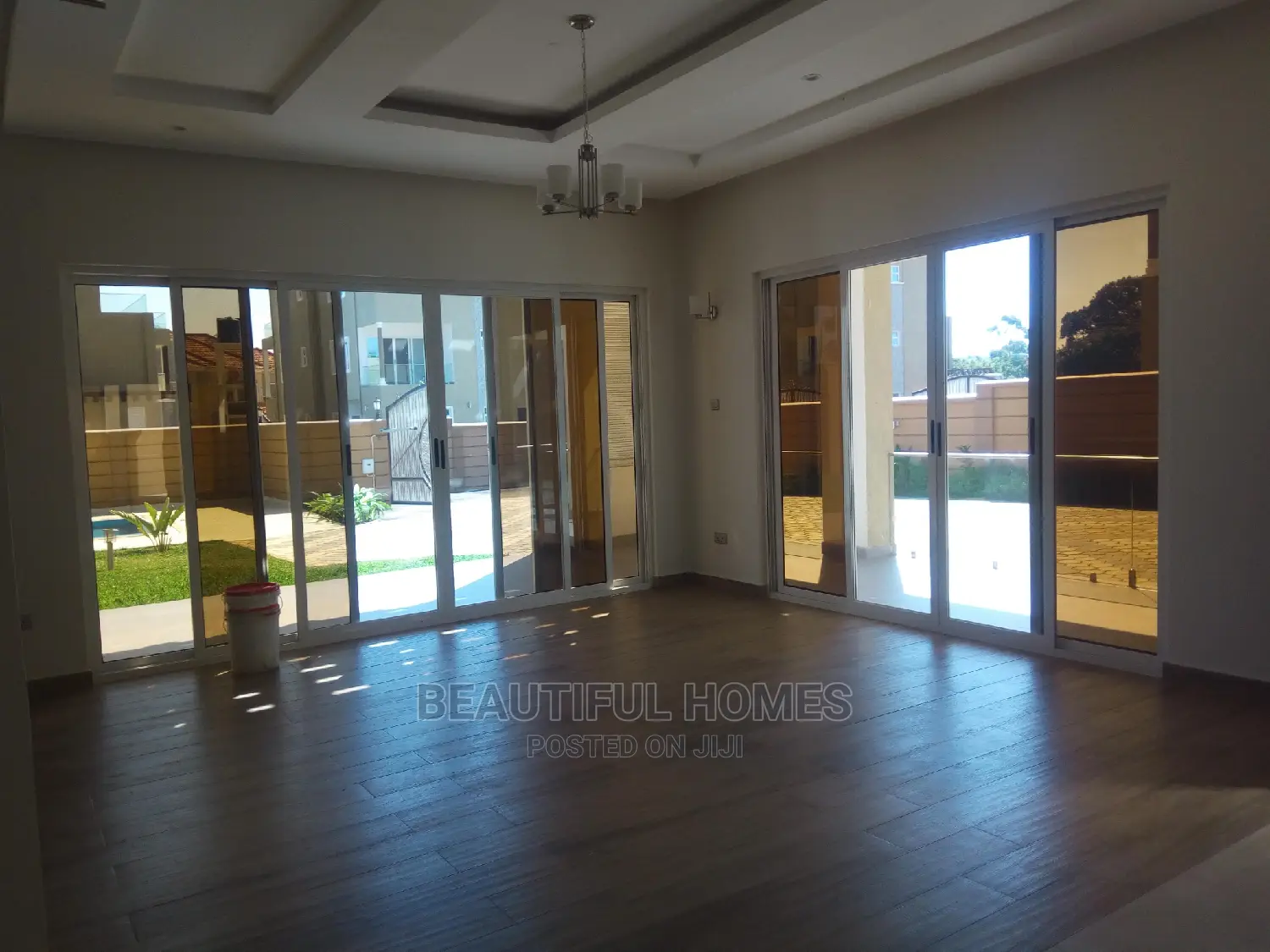 Furnished 6bdrm Mansion in Munyonyo, Makindye for Sale in Makindye