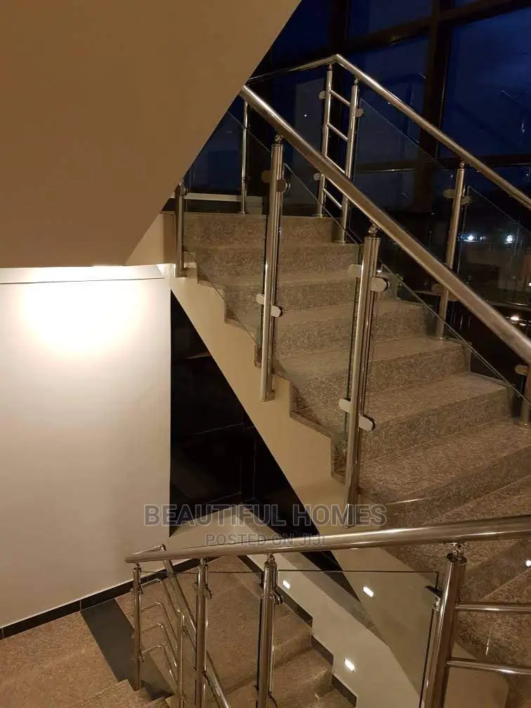 Furnished 6bdrm Mansion in Munyonyo, Makindye for Sale in Makindye