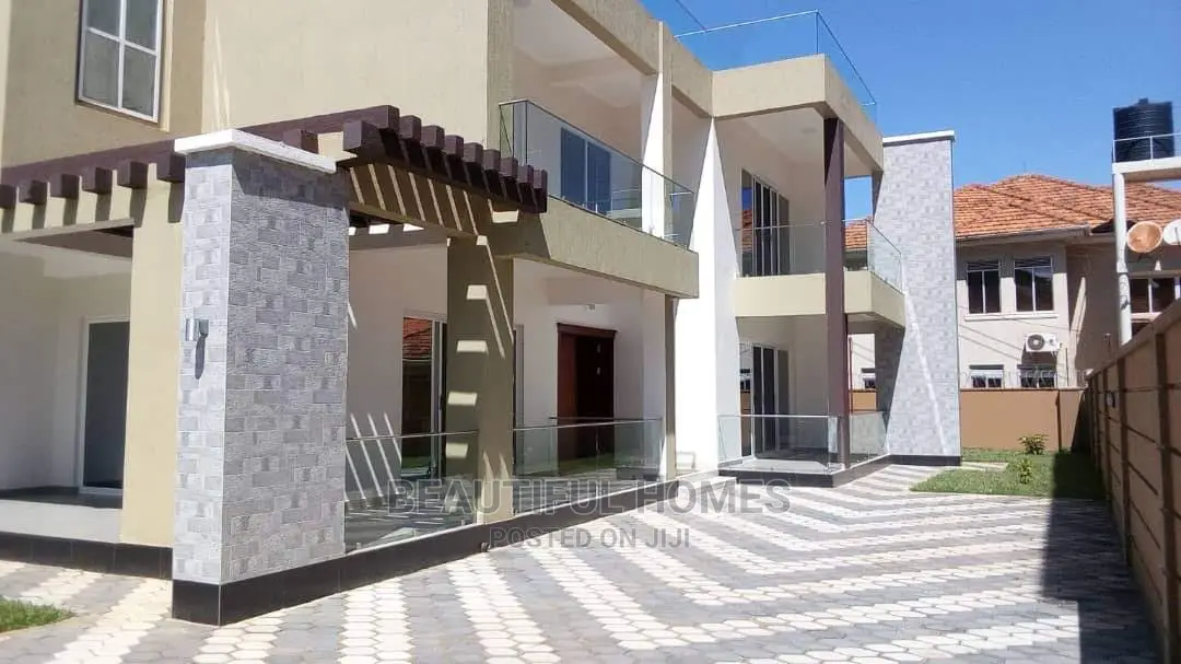 Furnished 6bdrm Mansion in Munyonyo, Makindye for Sale in Makindye