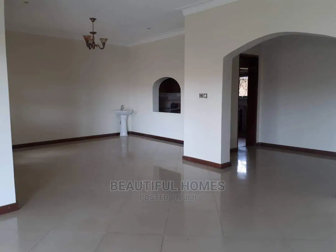 Furnished 2bdrm Condo in Bukoto, Central Division for Sale in Central Division