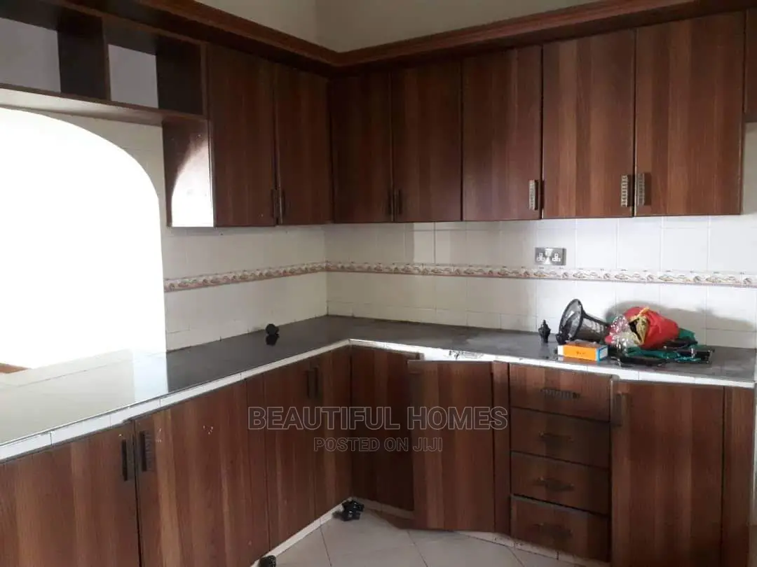 Furnished 2bdrm Condo in Bukoto, Central Division for Sale in Central Division