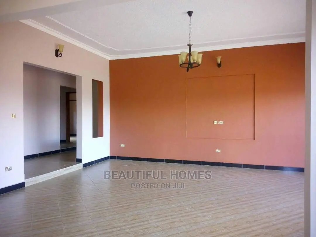 Furnished 4bdrm Villa in Tarmack Estate, Kira for Sale in Kira